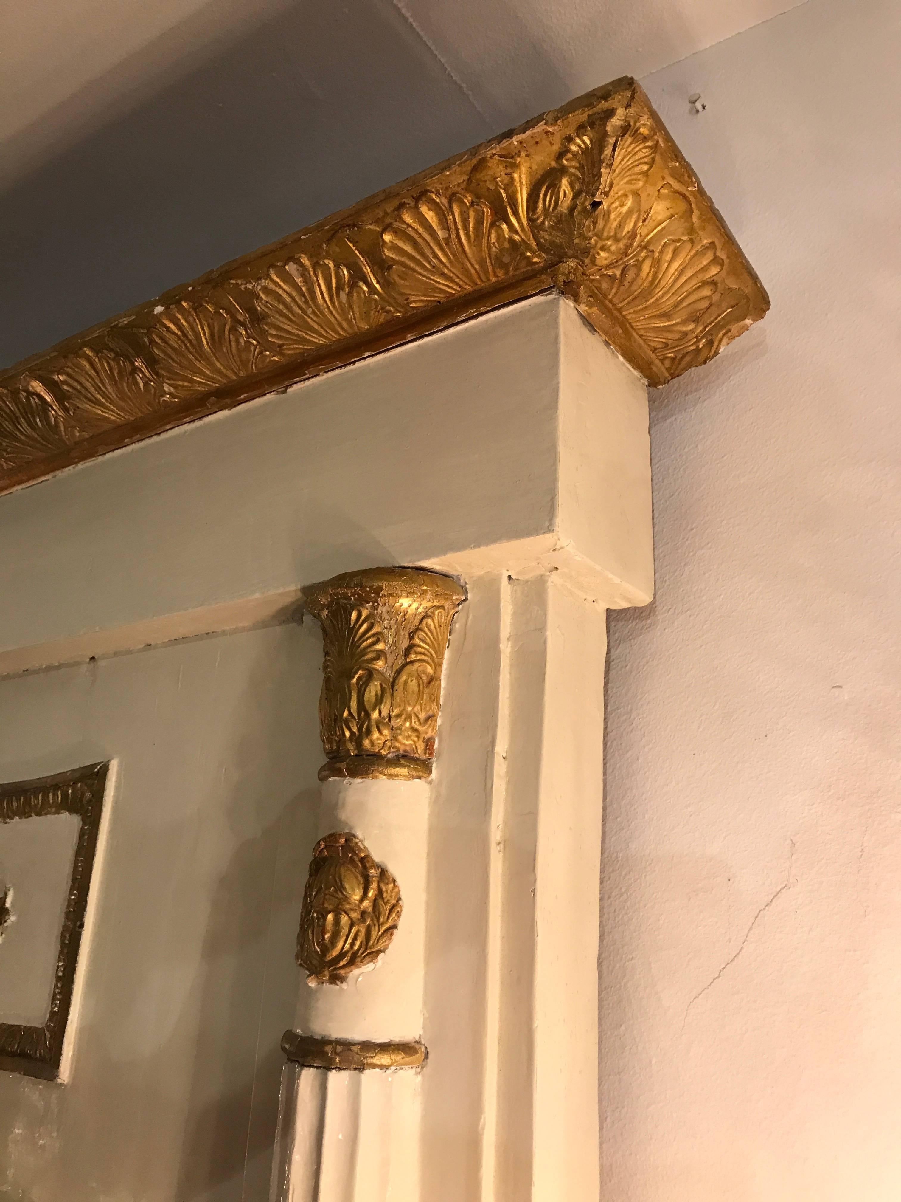 Early 19th Century Italian Neoclassical Mirror Ivory and Giltwood Overmantel  In Good Condition In Milan, IT
