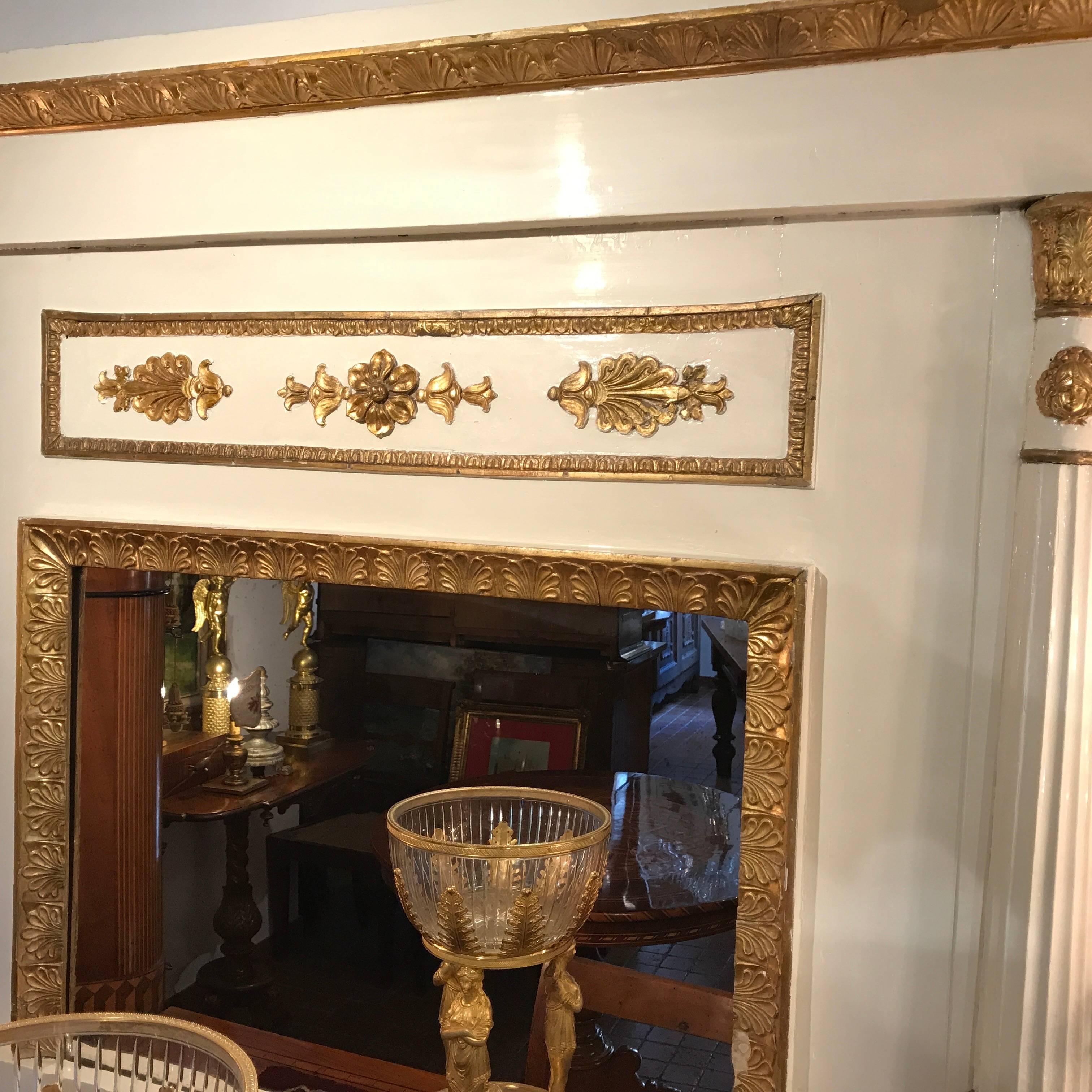 French Early 19th Century Italian Neoclassical Mirror Ivory and Giltwood Overmantel 