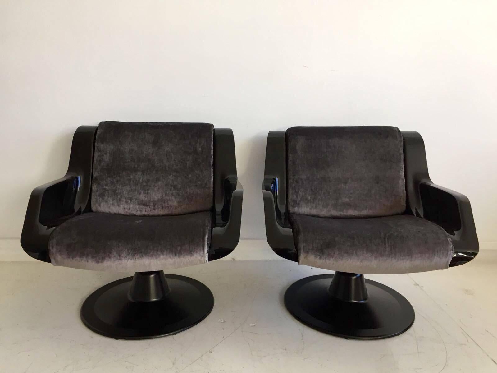 20th Century 1960 Yrjo Kukkapuro Swivel Lounge Chairs, Model 3814-1KF Dark Grey Velvet