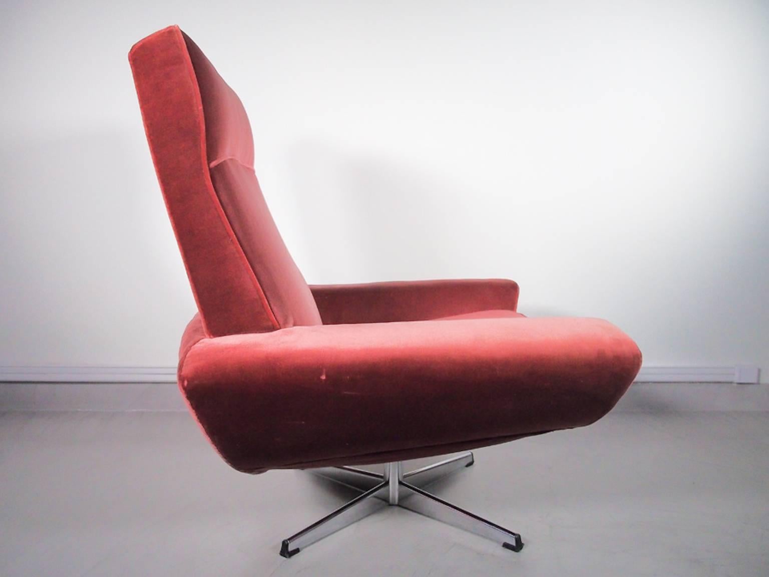 Mid-Century Modern Rare High Back Capri Lounge Chair by Johannes Andersen
