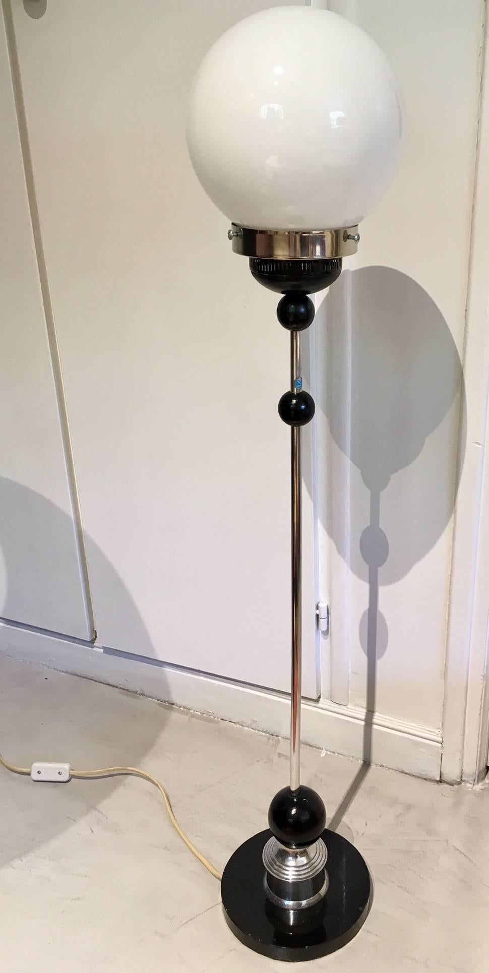 Art Deco Style Chrome Floor Lamp with Round Glass Shade 3