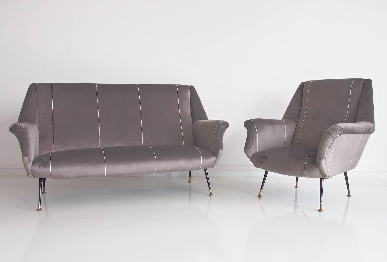 Modernist Italian Velvet Armchair with Black Lacquered Brass Feet 2