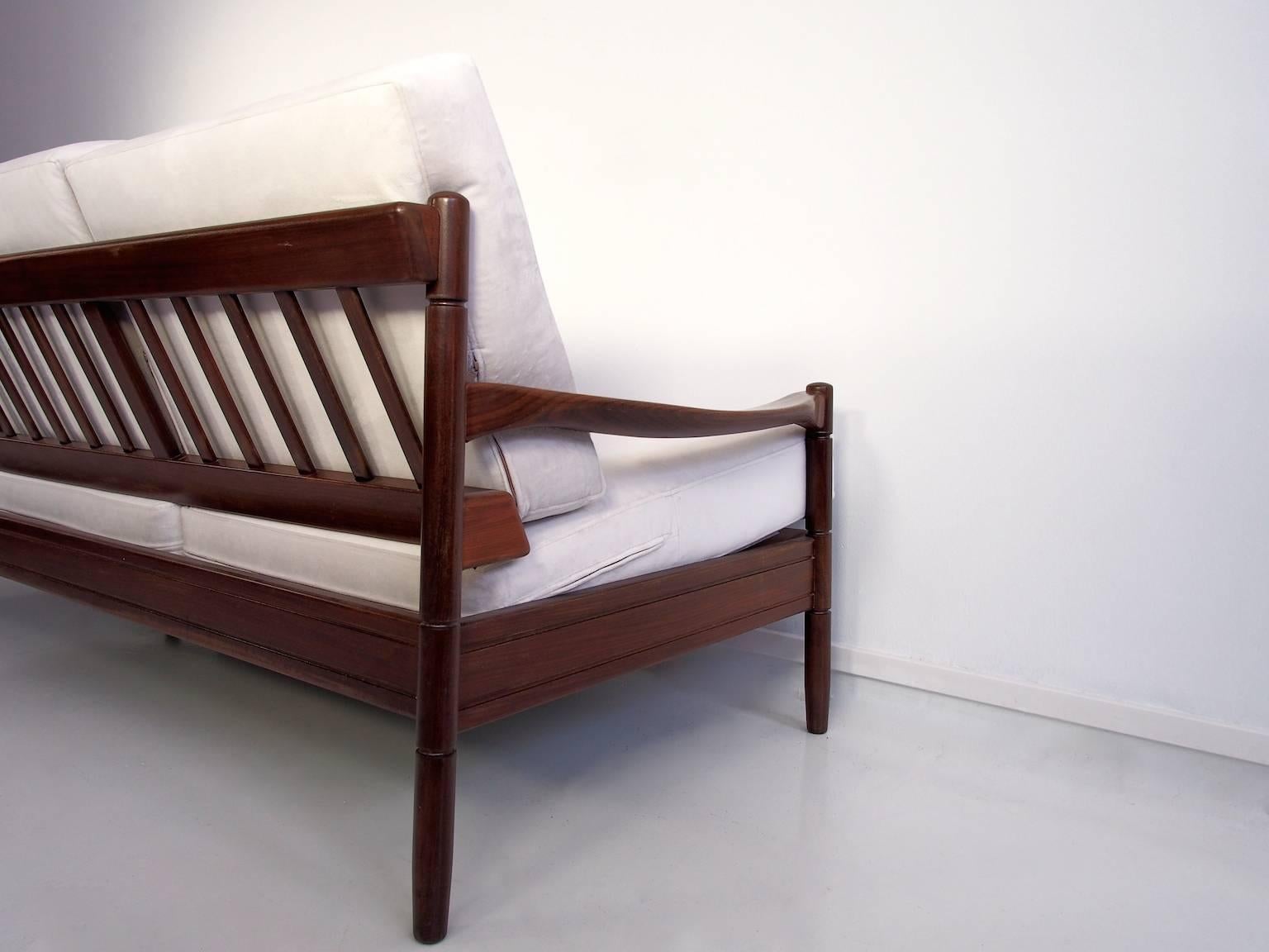 Danish Scandinavian Modern Style Three-Seat White Sofa with Wooden Frame