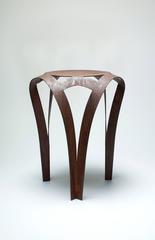 Taburete Schwarzwald Satoshi Itasaka