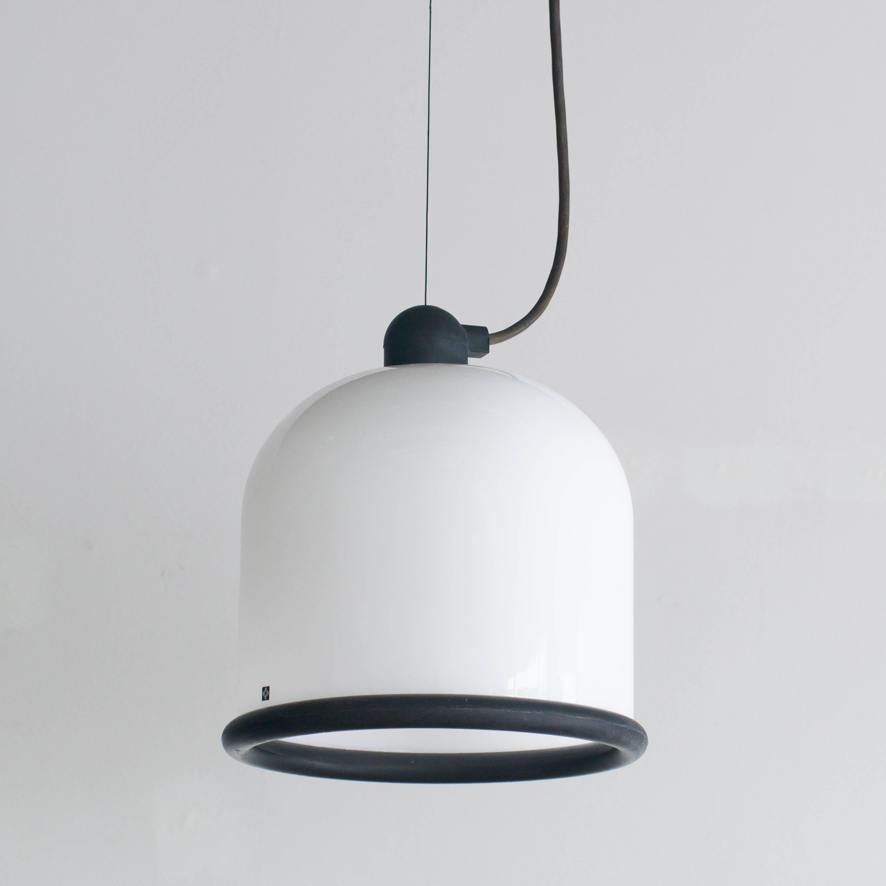 Domani pendant lamp designed by Masayuki Kurokawa for Yamagiwa. Made of glass with rubber lim. Half transparent glass shade in white.
This is large model. Also, We have small model in stock.
