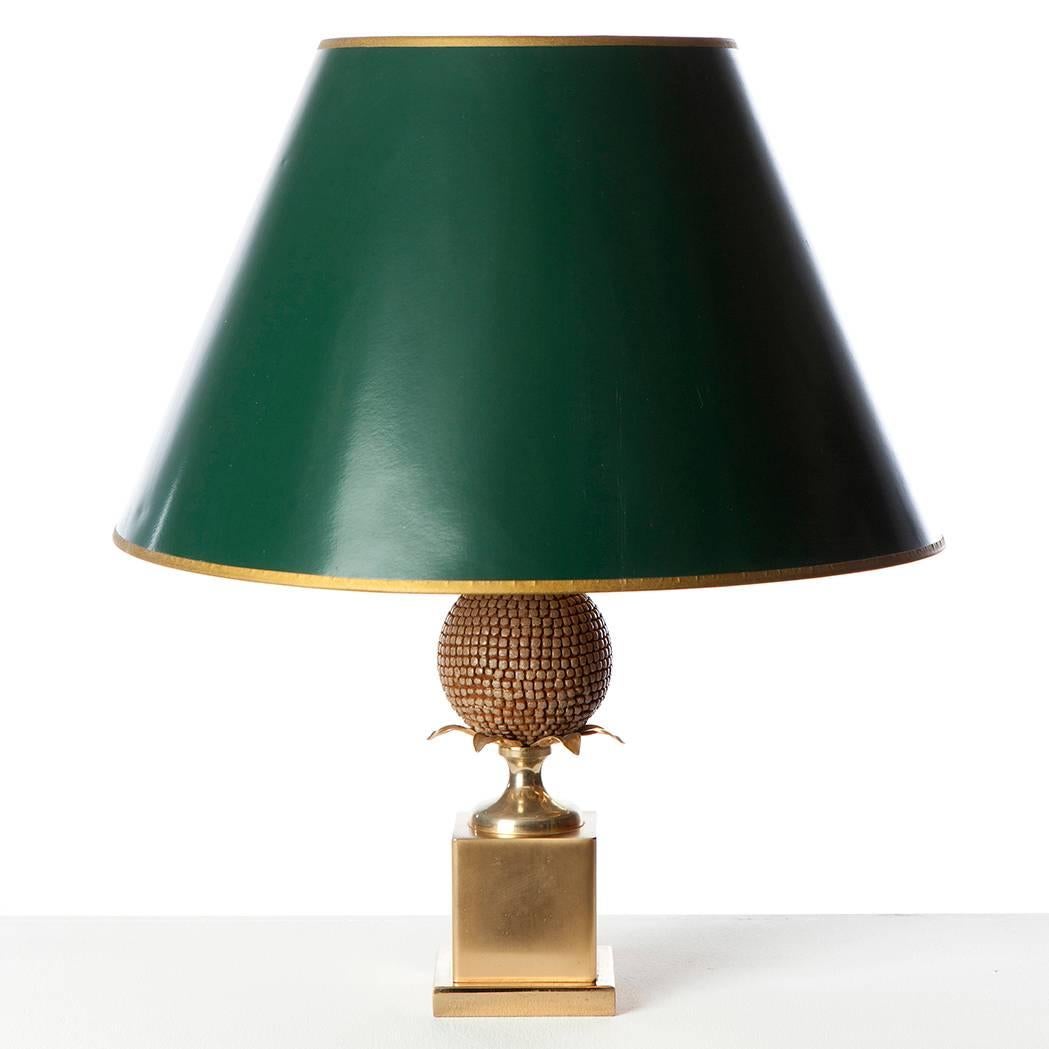 Mid-Century Modern Lampe de table en laiton des années 1970 attribuée à la Maison Le Dauphin en vente