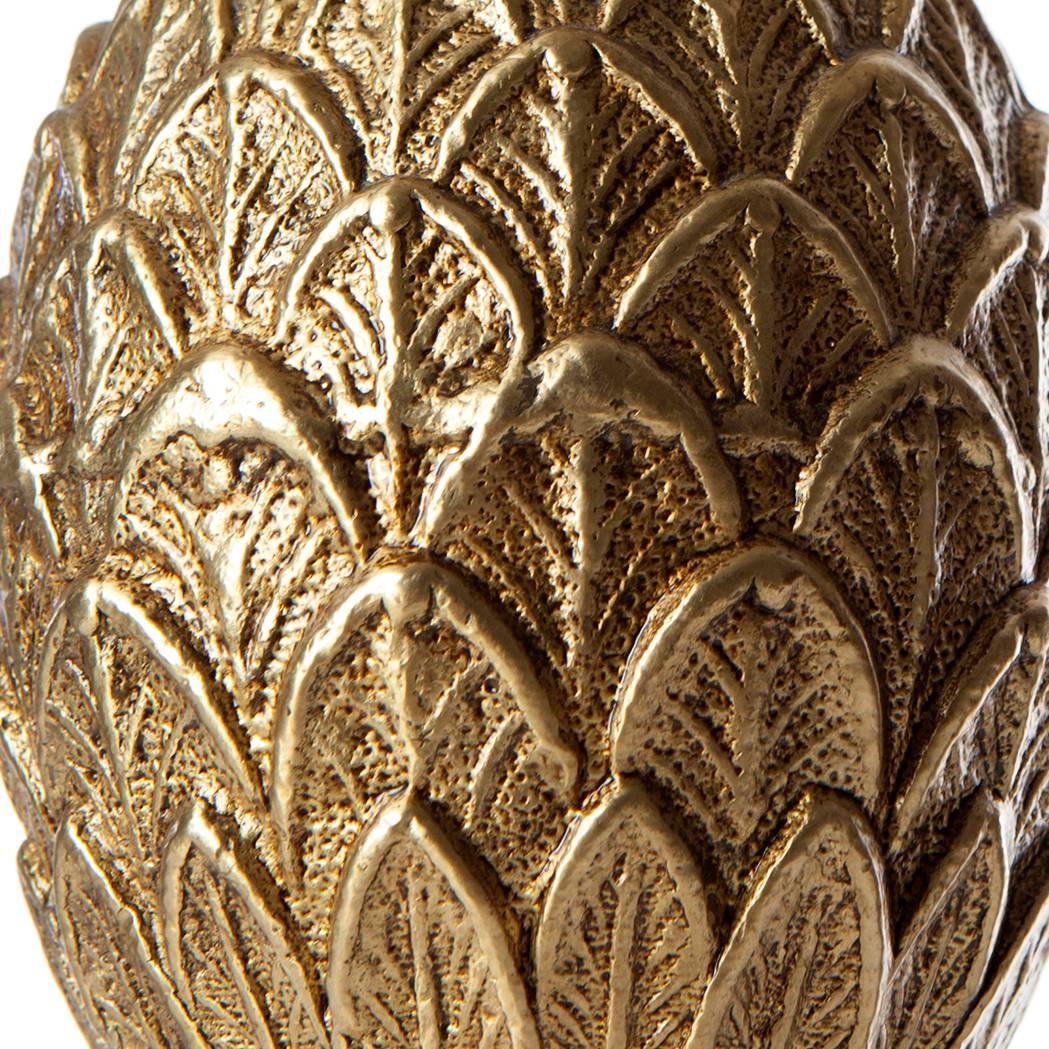 Chique Patinated bronze & brass table lamp with a pineapple and out-scrolled leaves. The lamp comes without shade. 