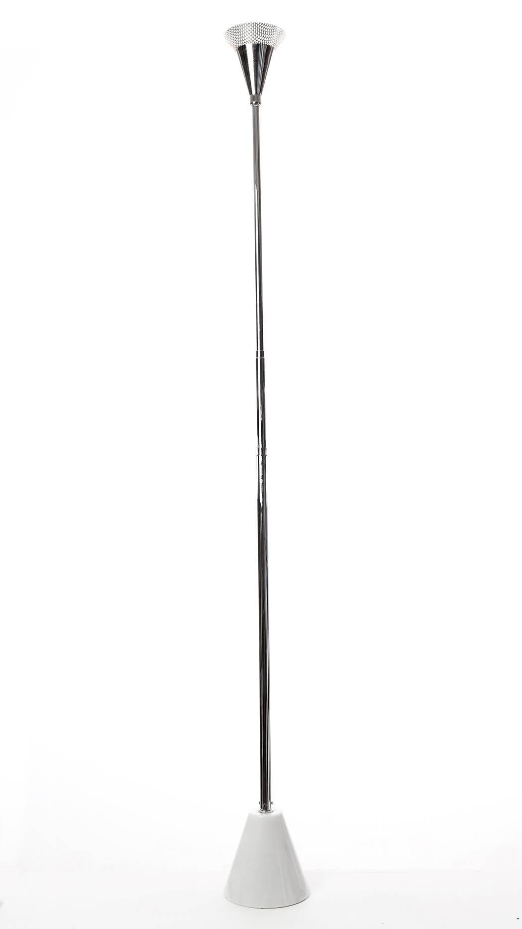 Elegant floor lamps with a marble base and a stainless steel rod with a perforated rim on top. The pole consists of three extendable units that can make the lamp up to 220cm tall. The marble foot ankers the lamp to make it very stable.
Measures: