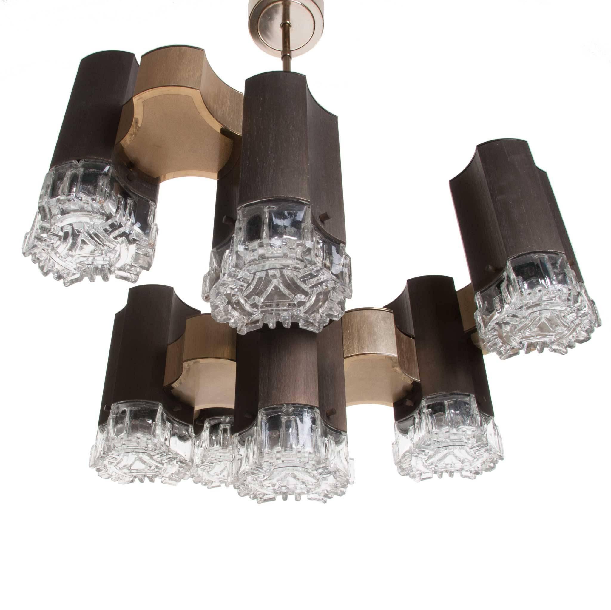 1970s Gold Aluminium and Glass Seven-Light Chandelier by Sciolari For Sale 3