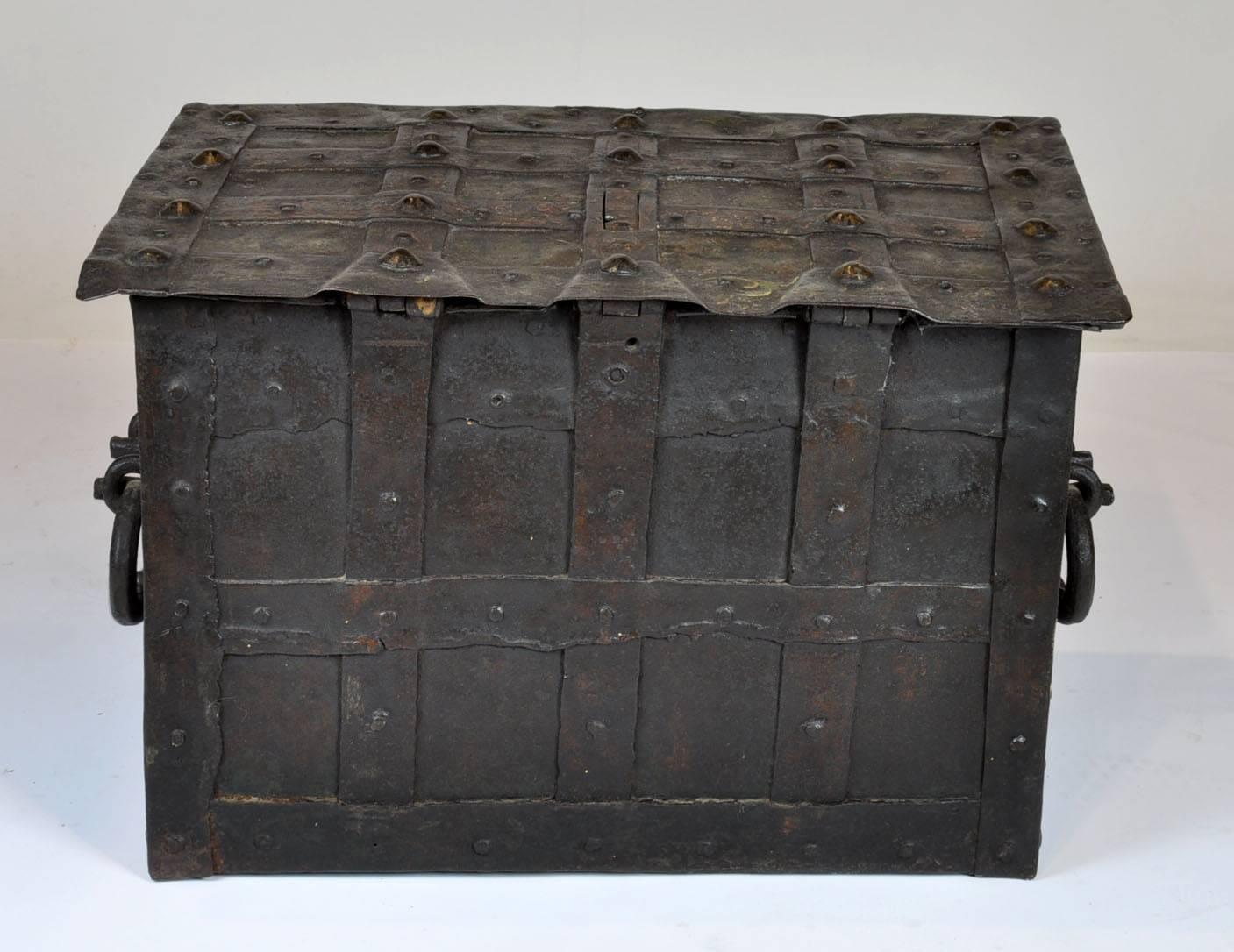 18th-19th Century Spanish Hand-Painted Strongbox/Safe 5