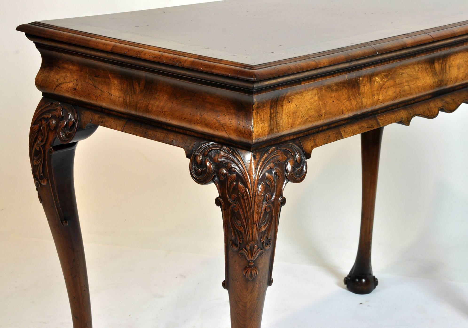 Late 19th Century English Chippendale Style Console Table 2
