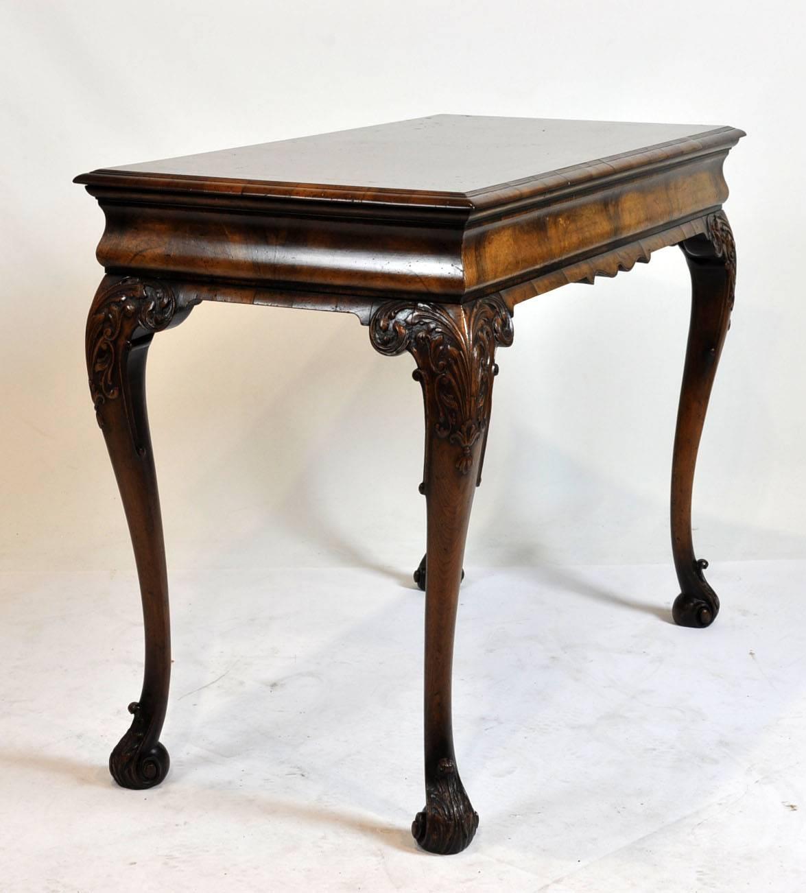Late 19th Century English Chippendale Style Console Table 5