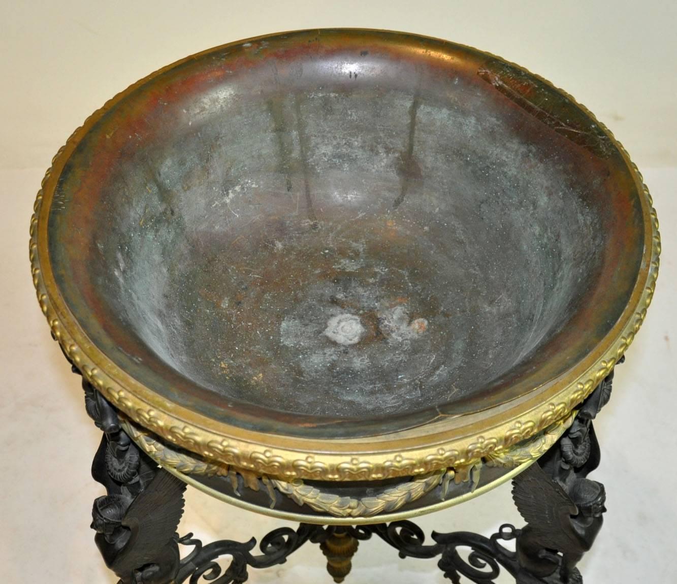 Large French 19th Century Bronze Empire Taza In Good Condition In Ft. Lauderdale, FL
