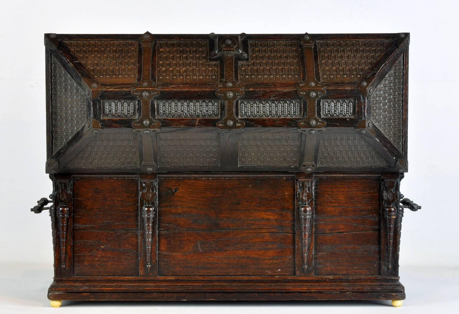 Architecturally Styled 19th Century Jewelry Casket 3