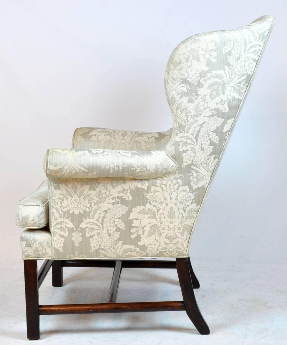 Georgian English Rolled Arm Wing Chair with Unusual Turned Stretcher, 1790s In Good Condition In Ft. Lauderdale, FL