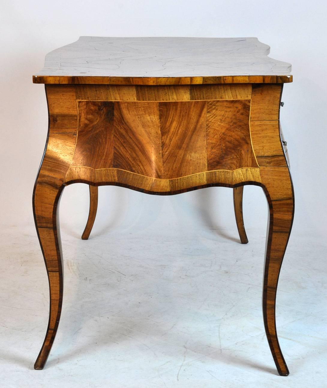 Mid-Century Italian Olivewood Shape Fronted Desk In Good Condition In Ft. Lauderdale, FL