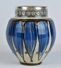 Thorvald Bindesbøll:: Wichtige Kunstkeramik-Vase für Kahler:: Dänemark