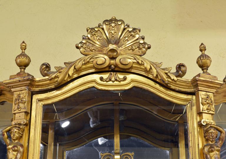 Superior Pair of Second Empire Louis XVI Style Carved Giltwood Vitrines 1
