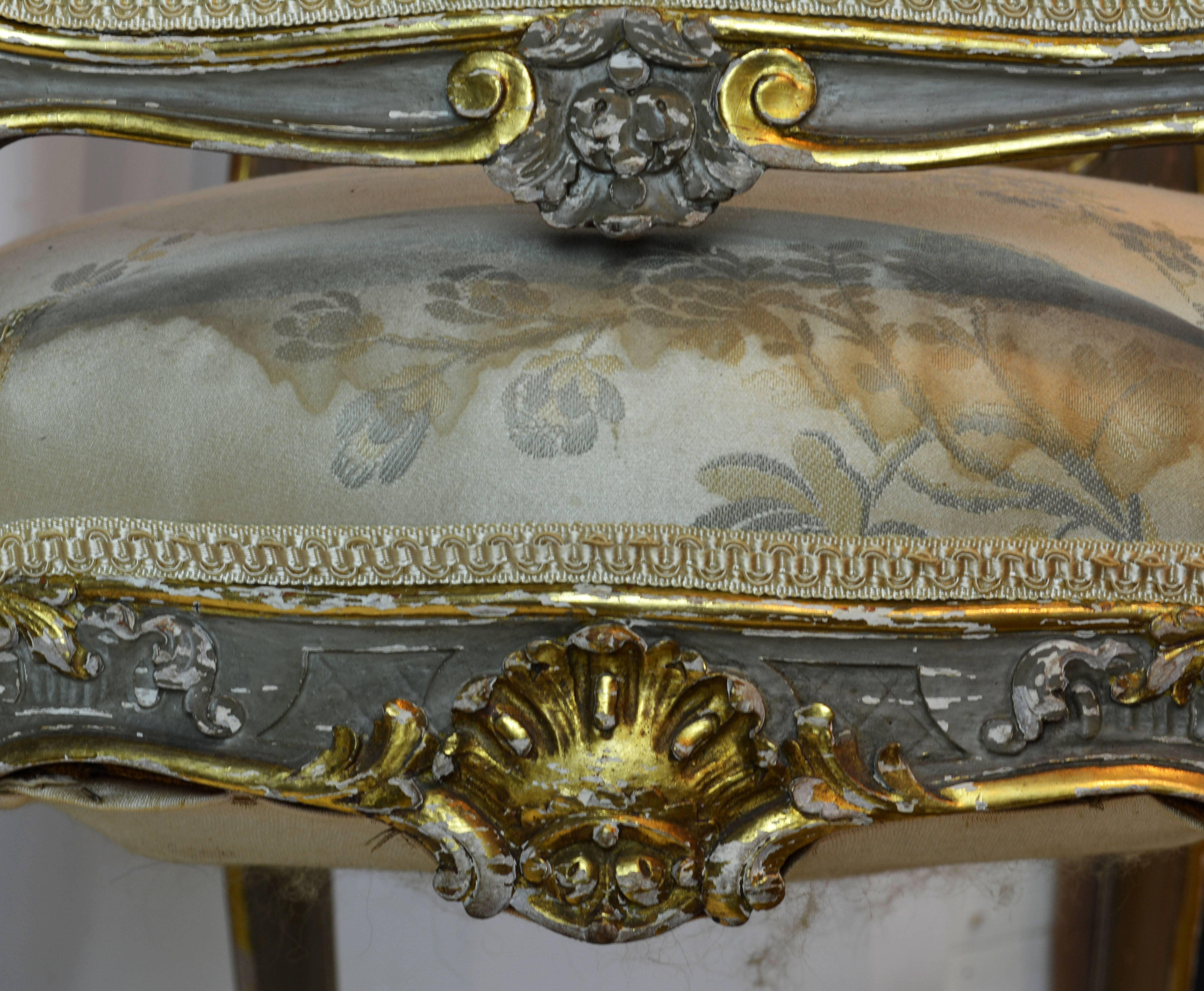 19th Century French Louis XV Style Carved Paint and Parcel-Gilt Window Bench 2
