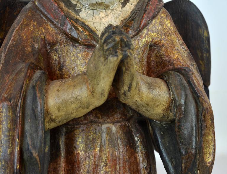 Fine Pair of Early Spanish Colonial Carved Paint and Parcel Gilt Angels ...