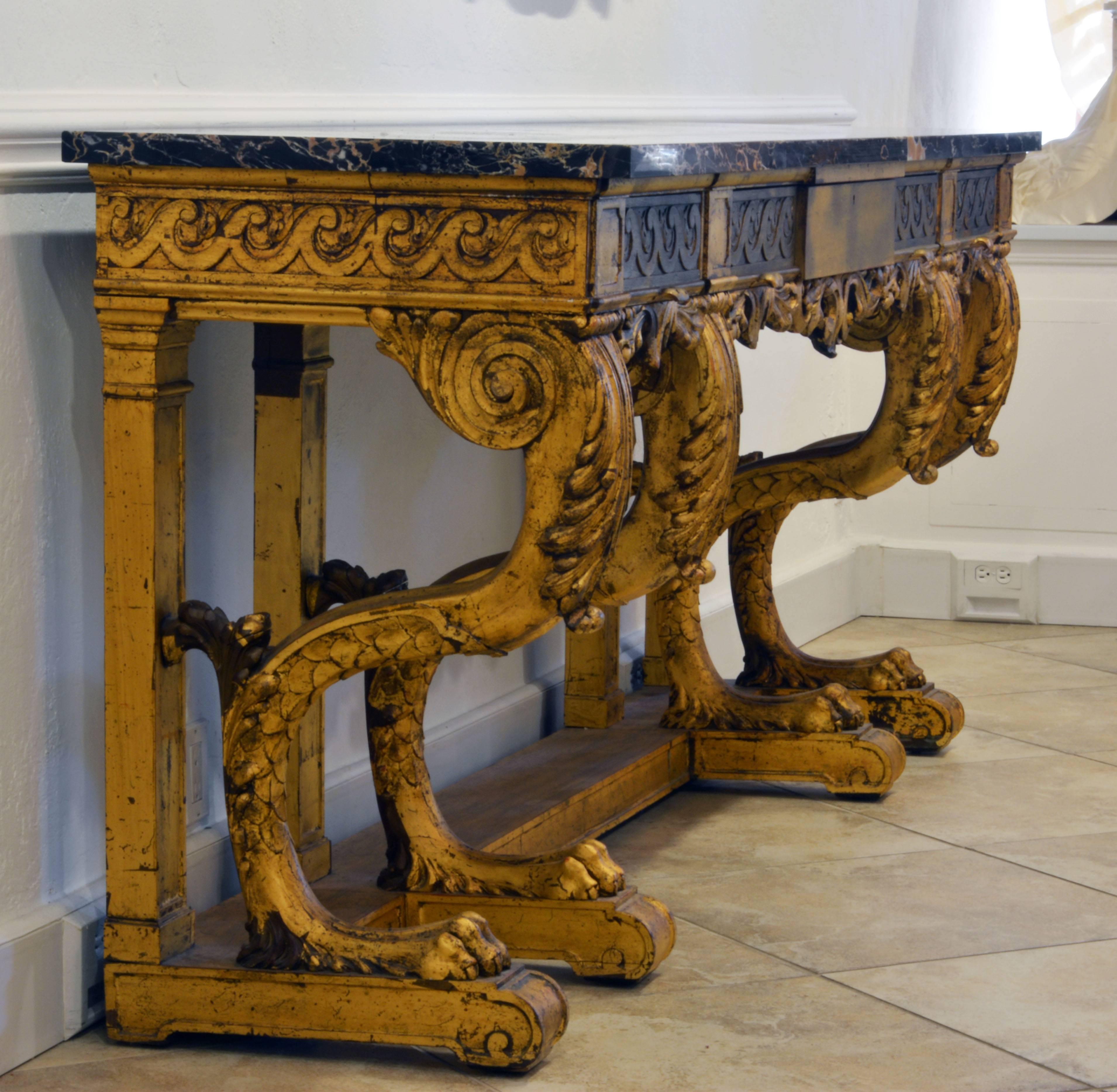 Palatial Early 20th Century Italian Carved Giltwood and Marble-Top Console Table 2