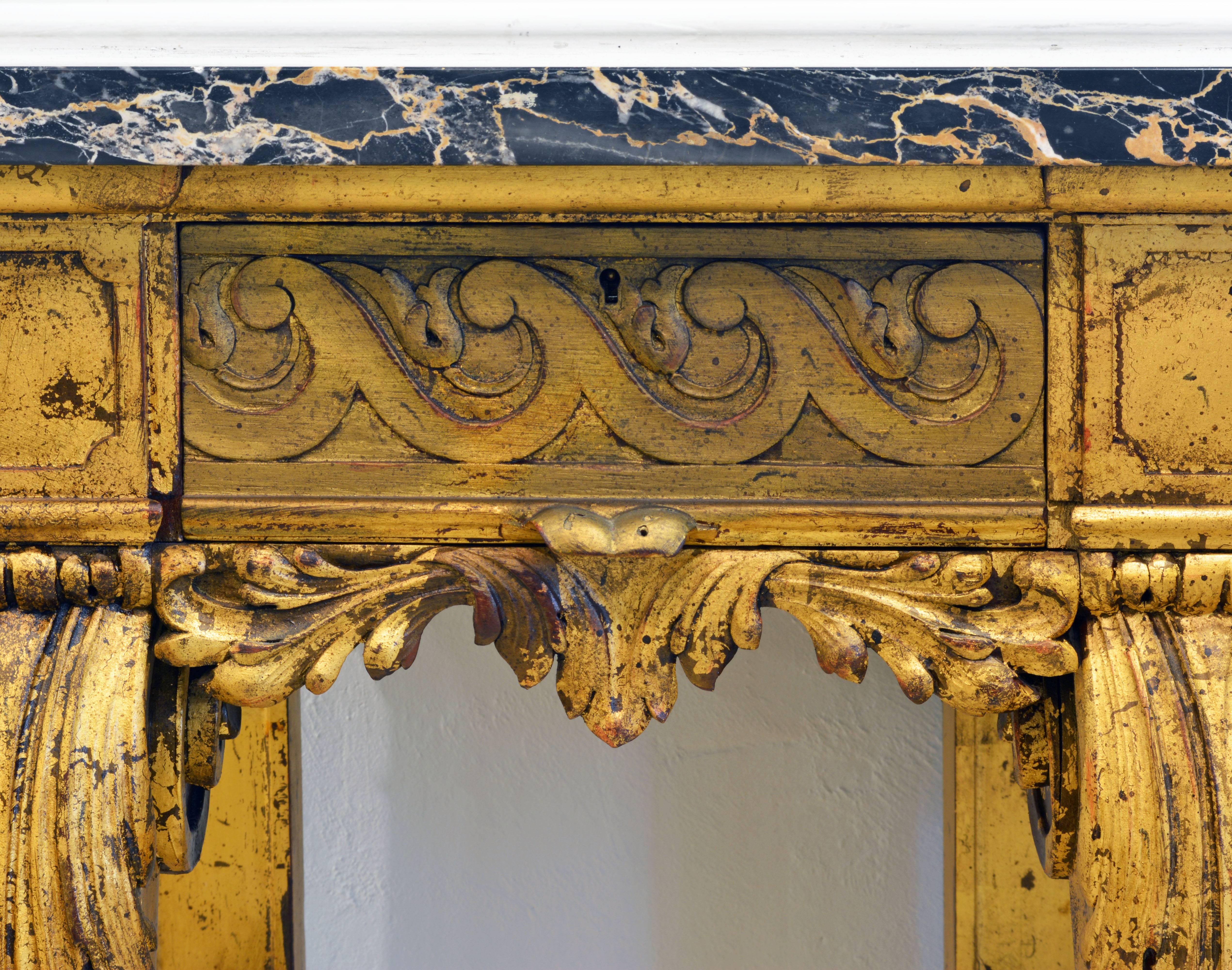 Palatial Early 20th Century Italian Carved Giltwood and Marble-Top Console Table 1