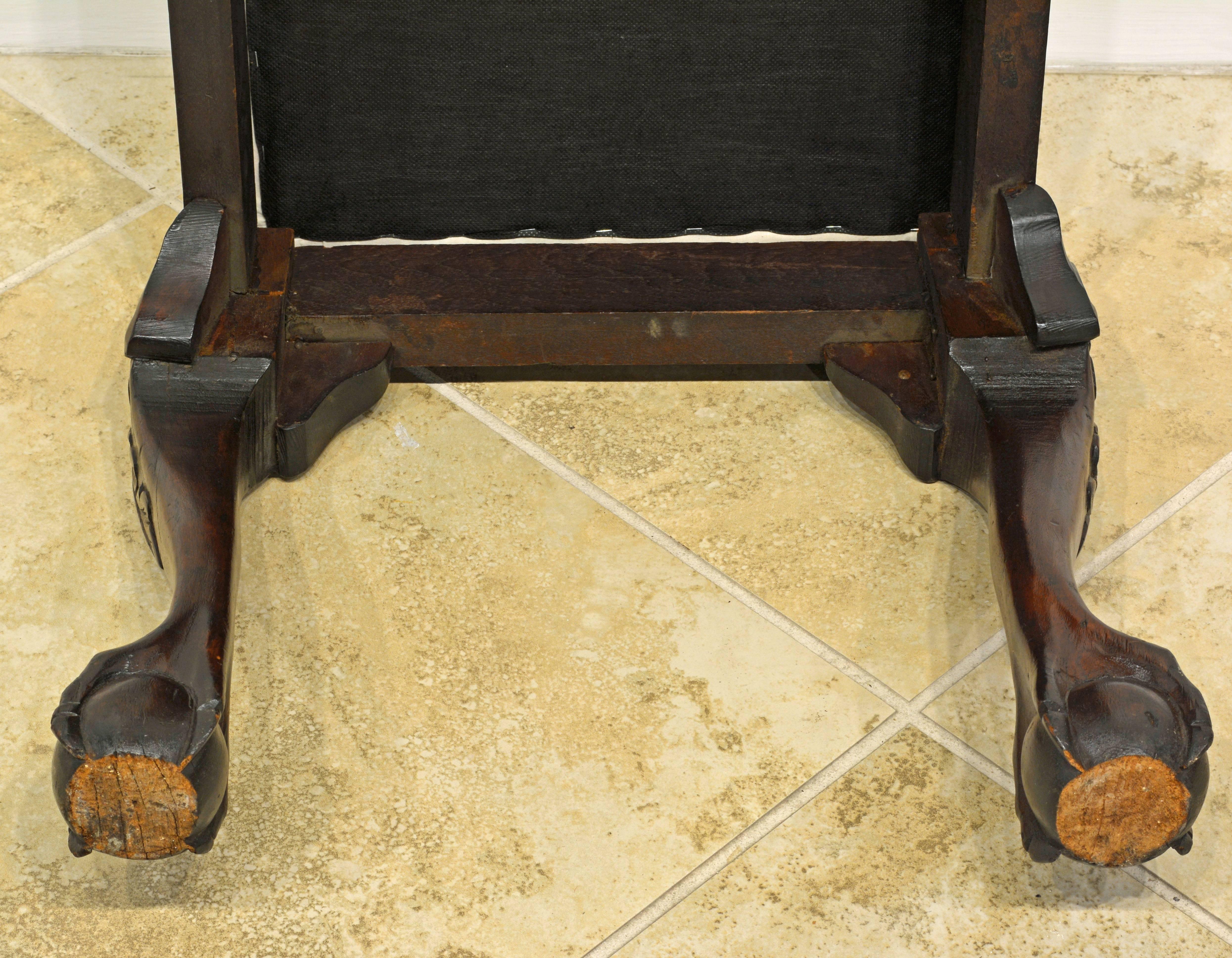 Attractive 19th Century Chippendale Style Mahogany Bench with Claw and Ball Feet 3