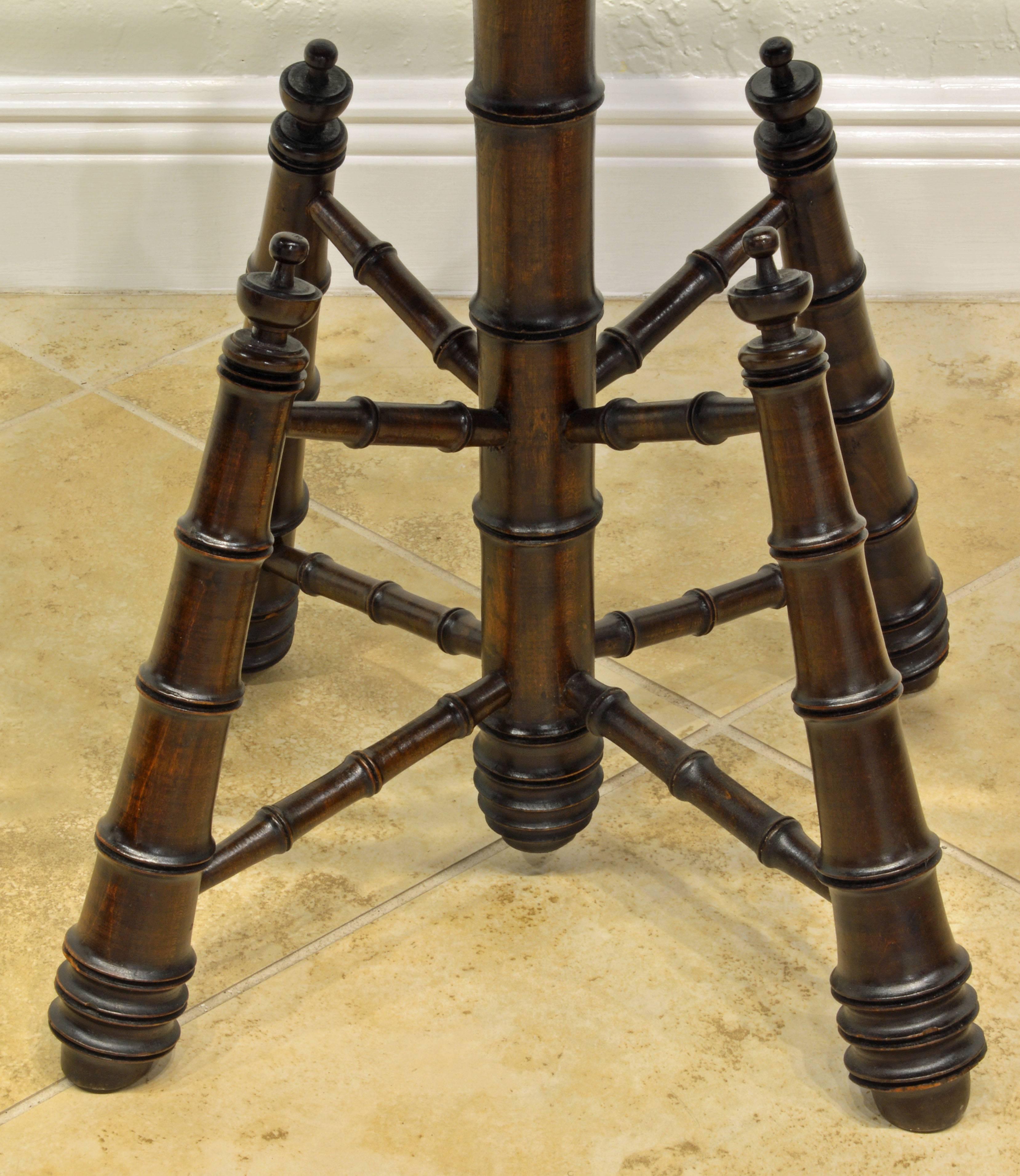 Late Victorian Mid-19th Century English Victorian Faux Bamboo Octagonal Occasional Table