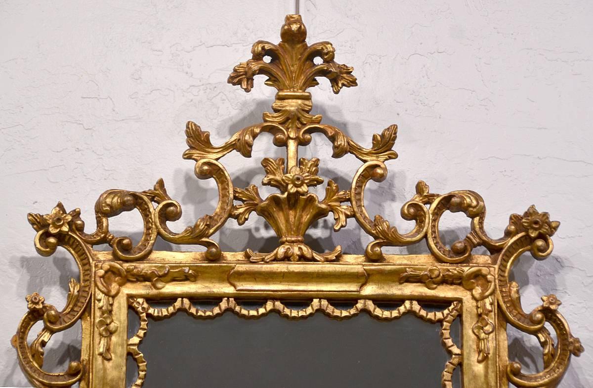 Rococo Pair of Carved Gilt Wood Italian Baroque Style Mirrors