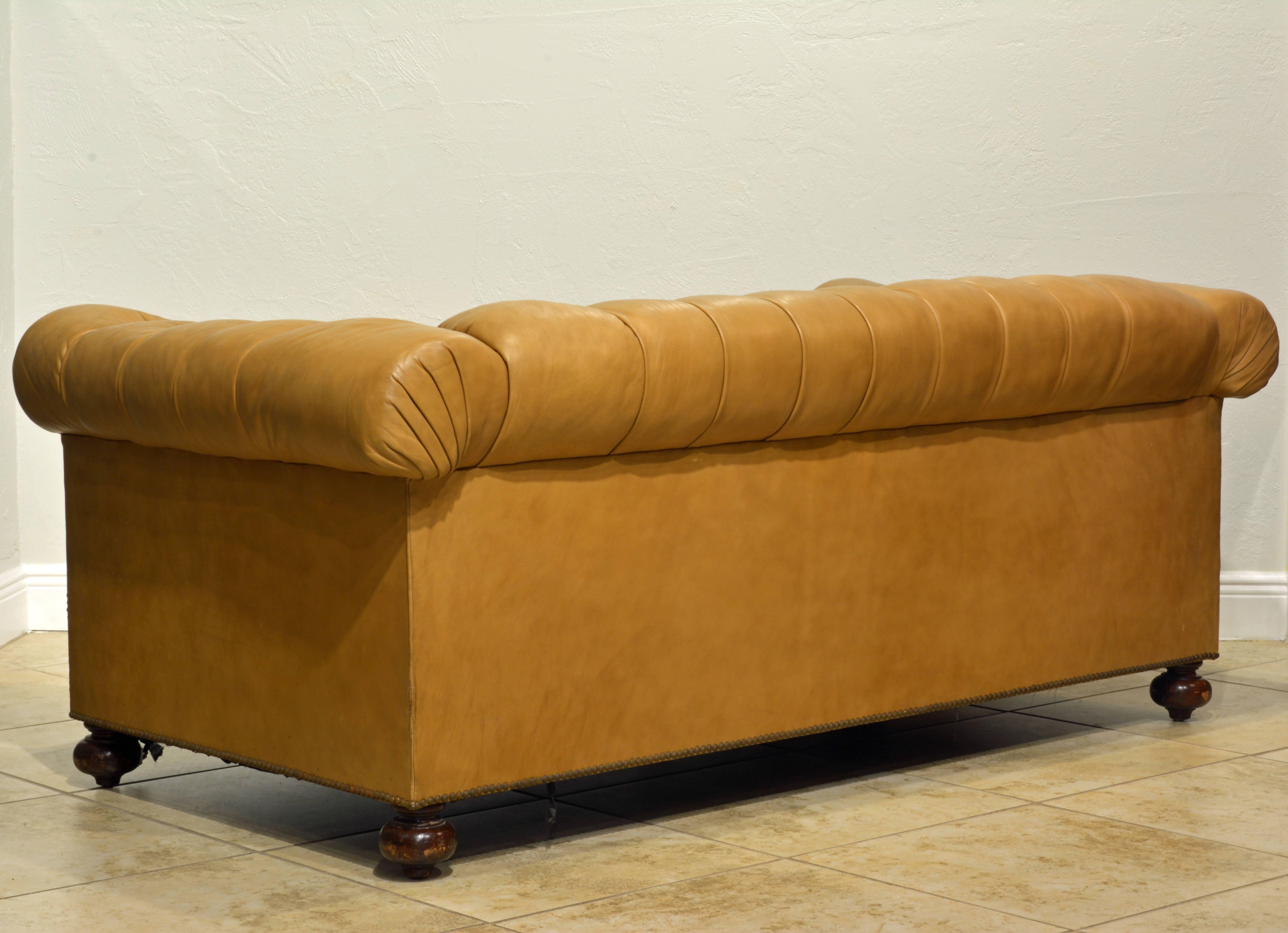 Pair of Vintage Leather Chesterfield Sofas with Rolled Arms and Nailhead Trim In Good Condition In Ft. Lauderdale, FL