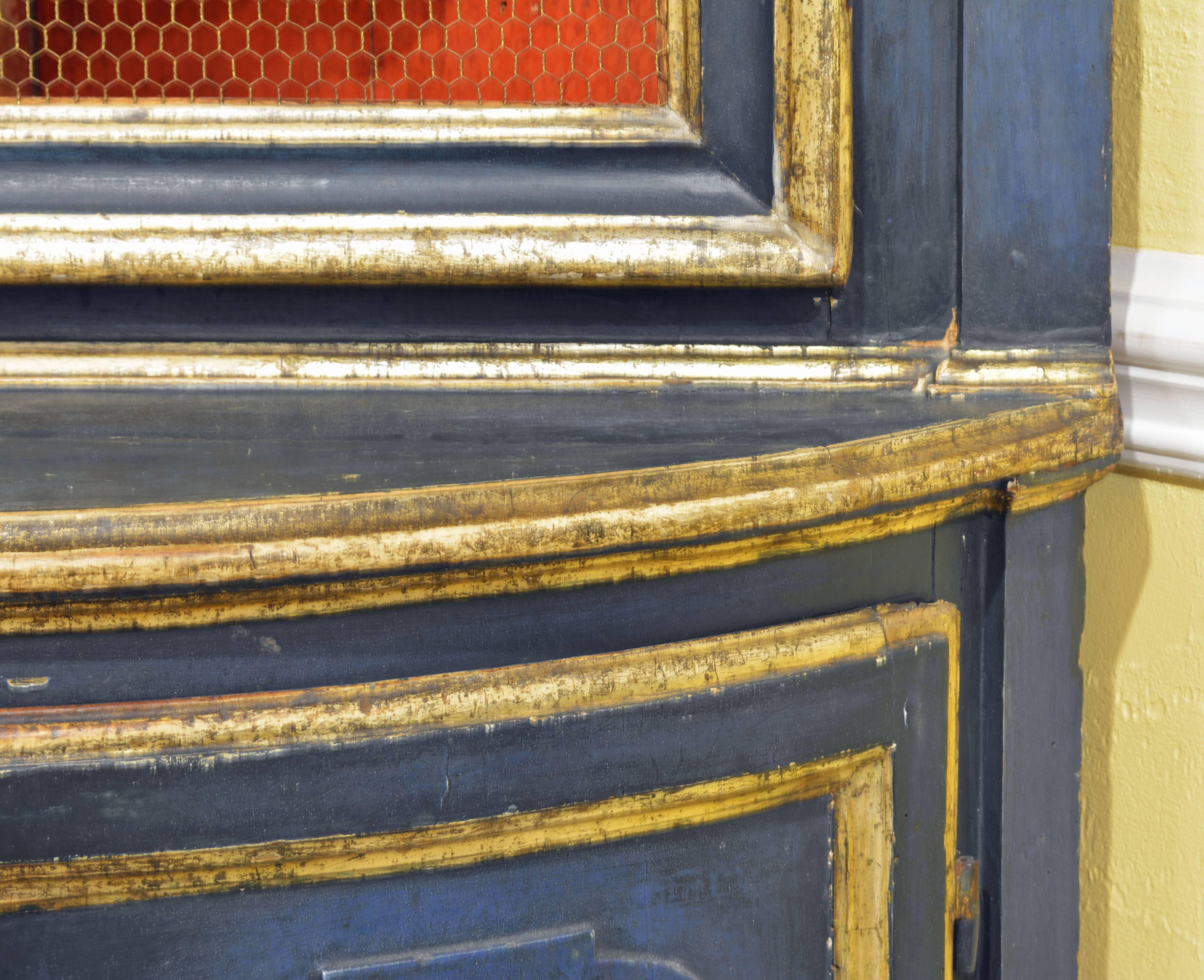 Charming 18th Century Italian Late Baroque Paint & Gilt Mesh Door Corner Cabinet 2