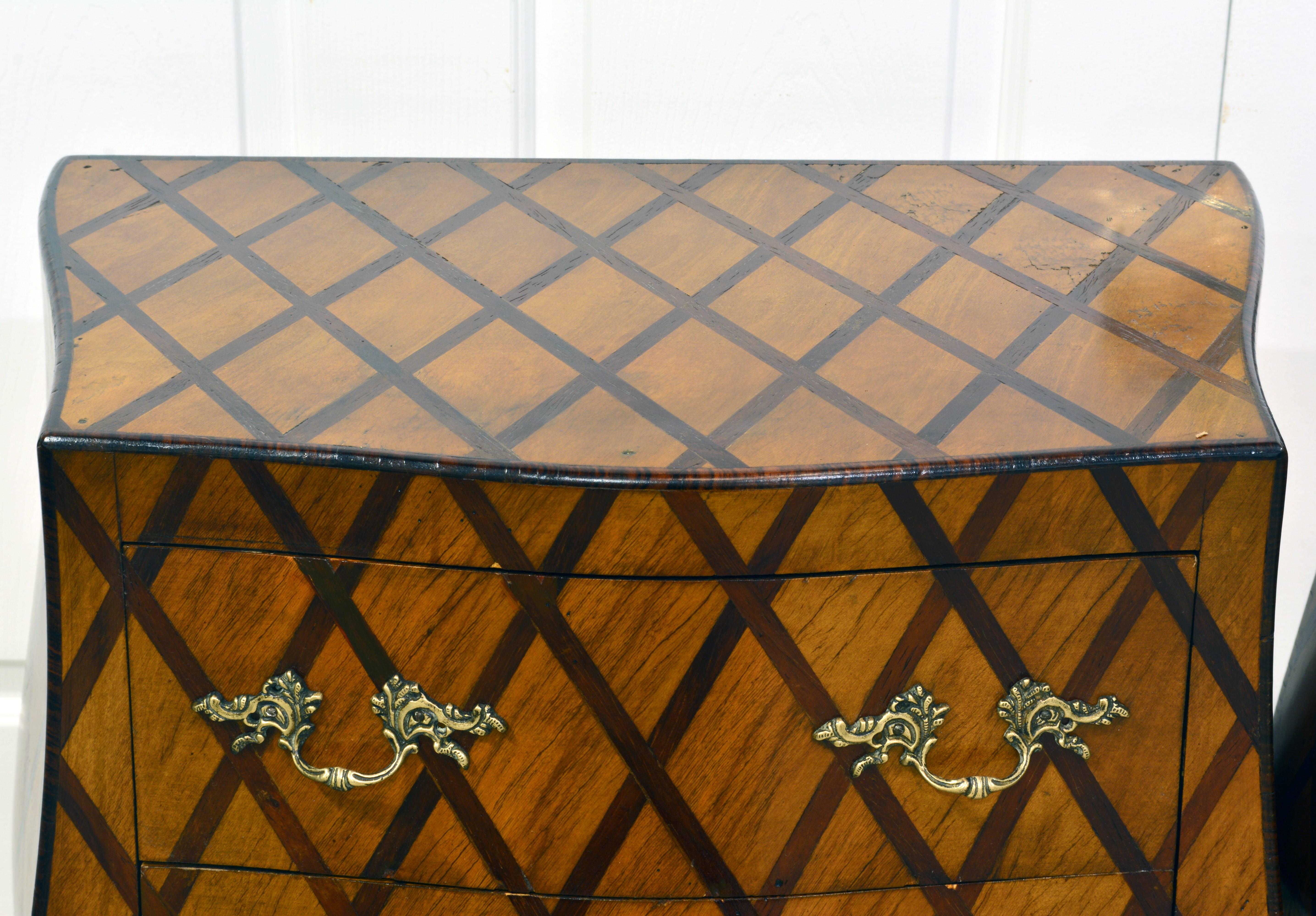 Early 20th Century Italian Louis XV Style Lattice Parquetry Bombe Commodes, Pair 2