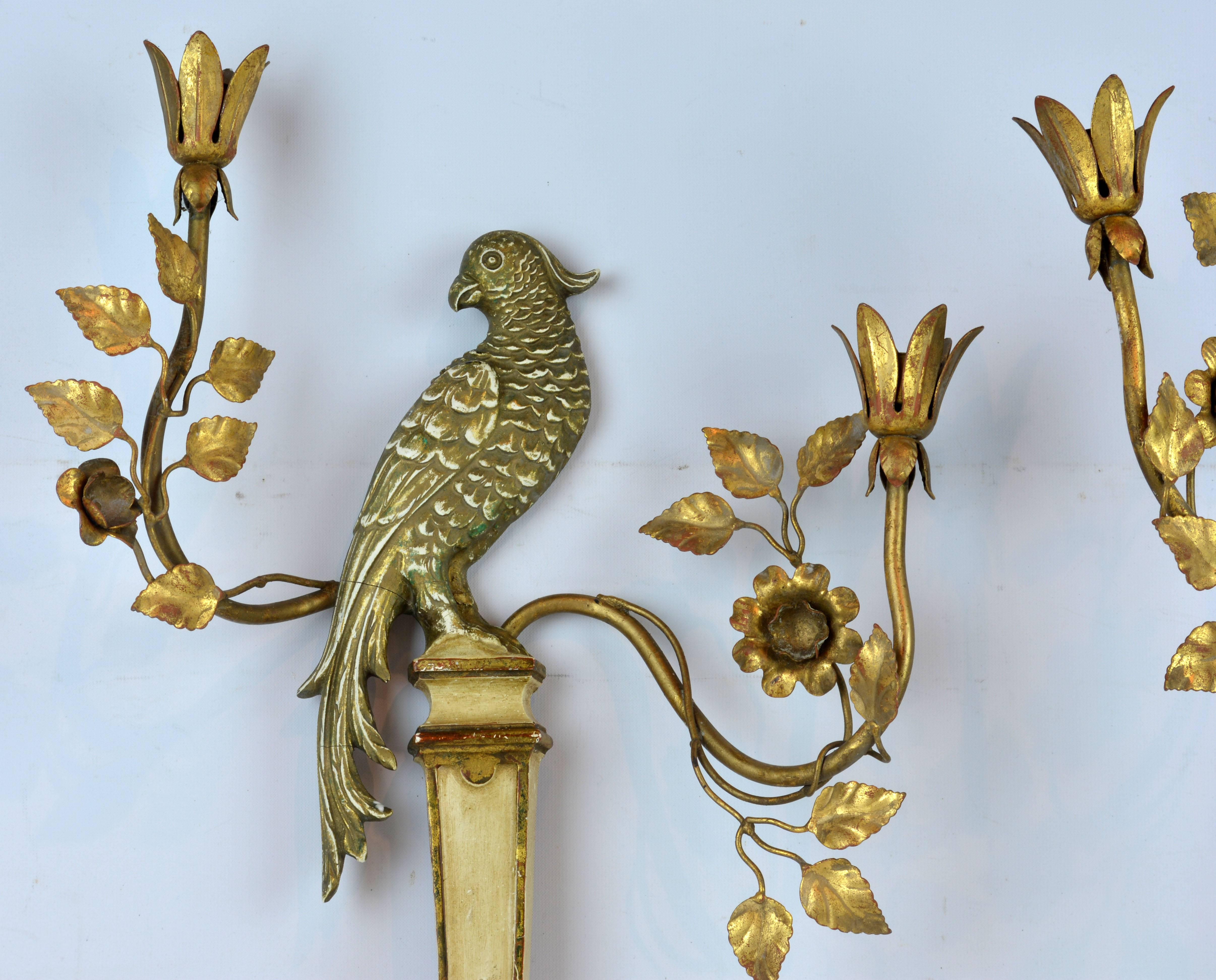 Napoleon III Exceptional Pair of Maison Baguès Style French Mid-Century Gilt Parrot Sconces