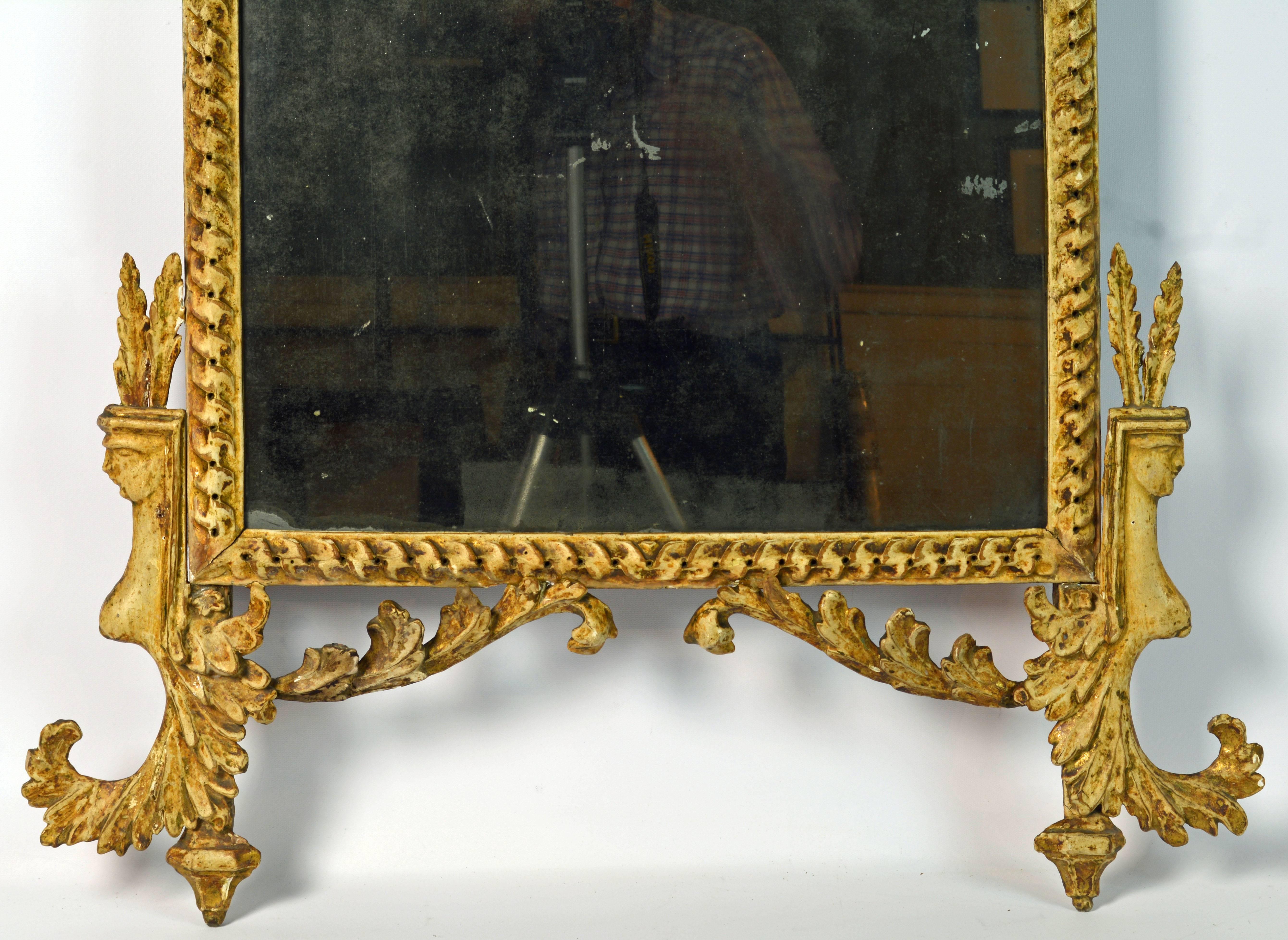 18th Century Italian Carved Paint and Parcel-Gilt Mirror in Original Condition In Good Condition In Ft. Lauderdale, FL