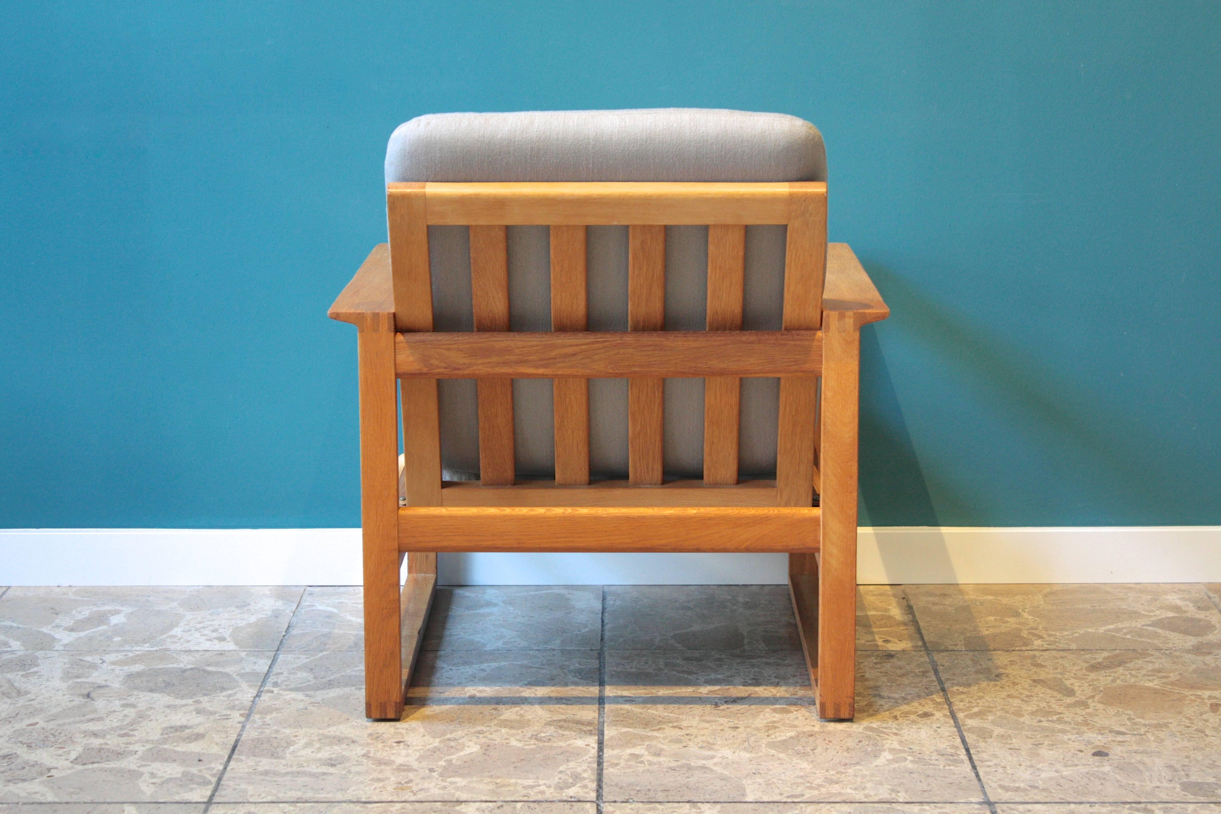 Børge Mogensen 2256 Oak Lounge Sled Chairs Designed 1956 for Frederica Furniture In Good Condition In Berlin, Germany