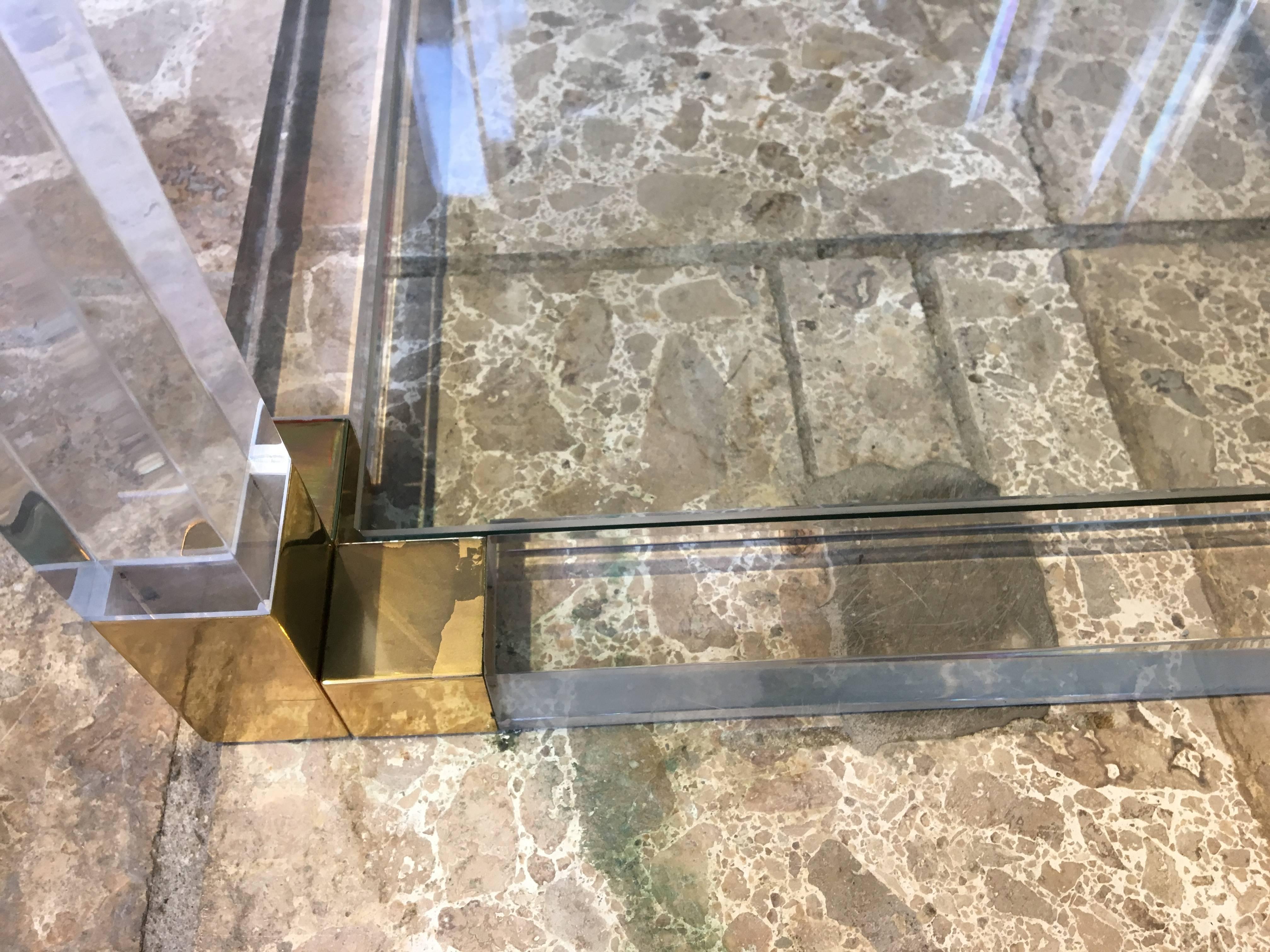 Pair of Midcentury Side Tables in Lucite Acrylic and Brass 1