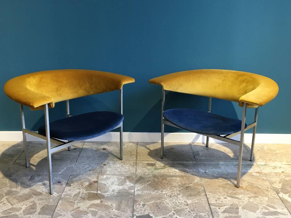 Pair of Reupholstered Dutch Rudolf Wolf Meander Gamma Chairs in Blue and Gold 2