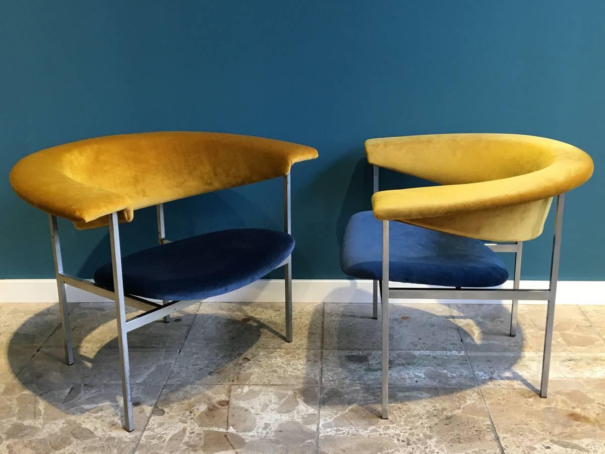 Pair of Reupholstered Dutch Rudolf Wolf Meander Gamma Chairs in Blue and Gold 1