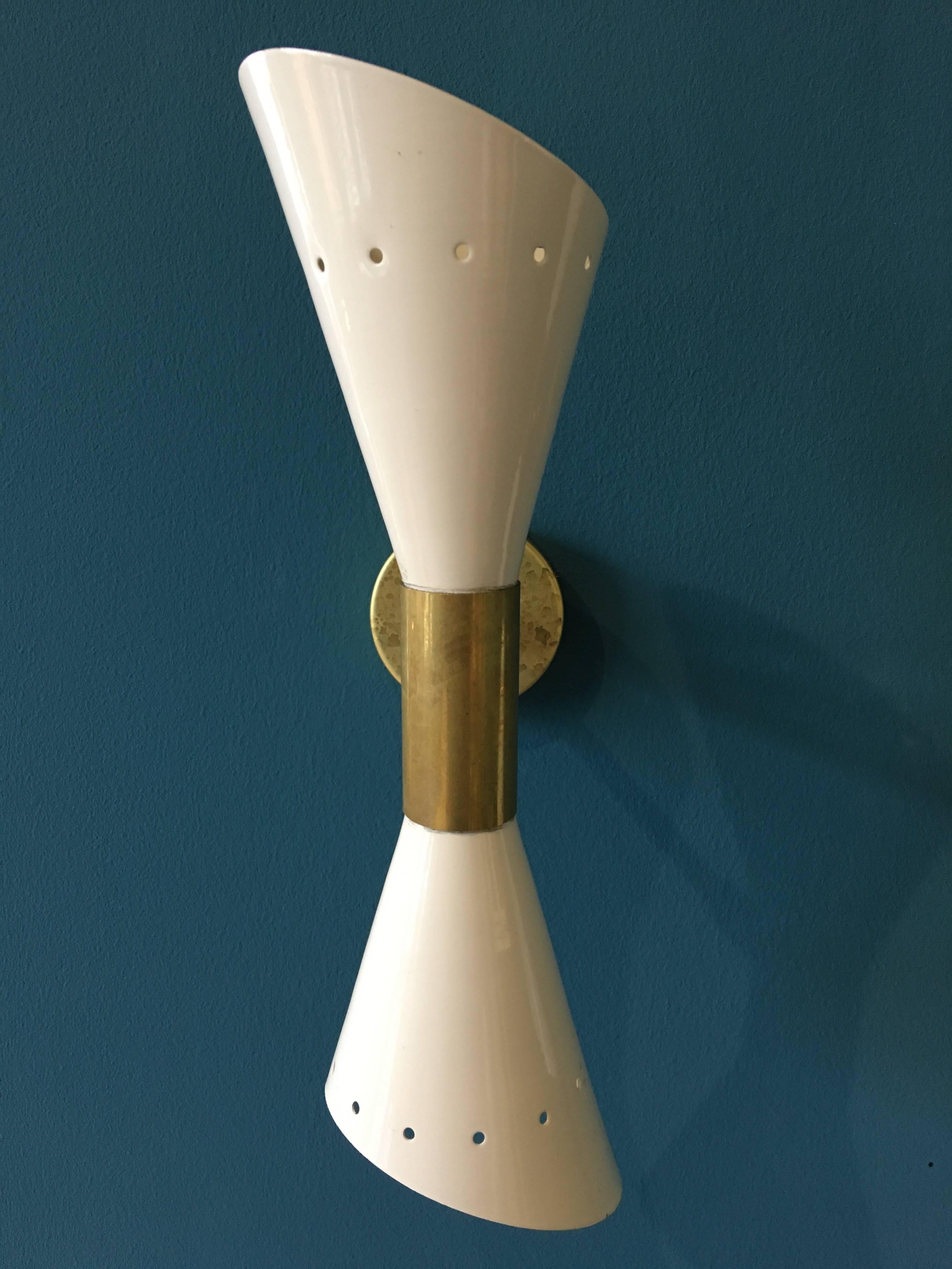 Mid-Century Modern Vintage White Lacquered Metal and Brass Sconces in Stilnovo Style, Set of Two