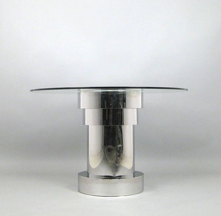 Modern Italian Dining Table with Circular Glass Top and Metal Clad Base, 1980s In Good Condition In Berlin, DE
