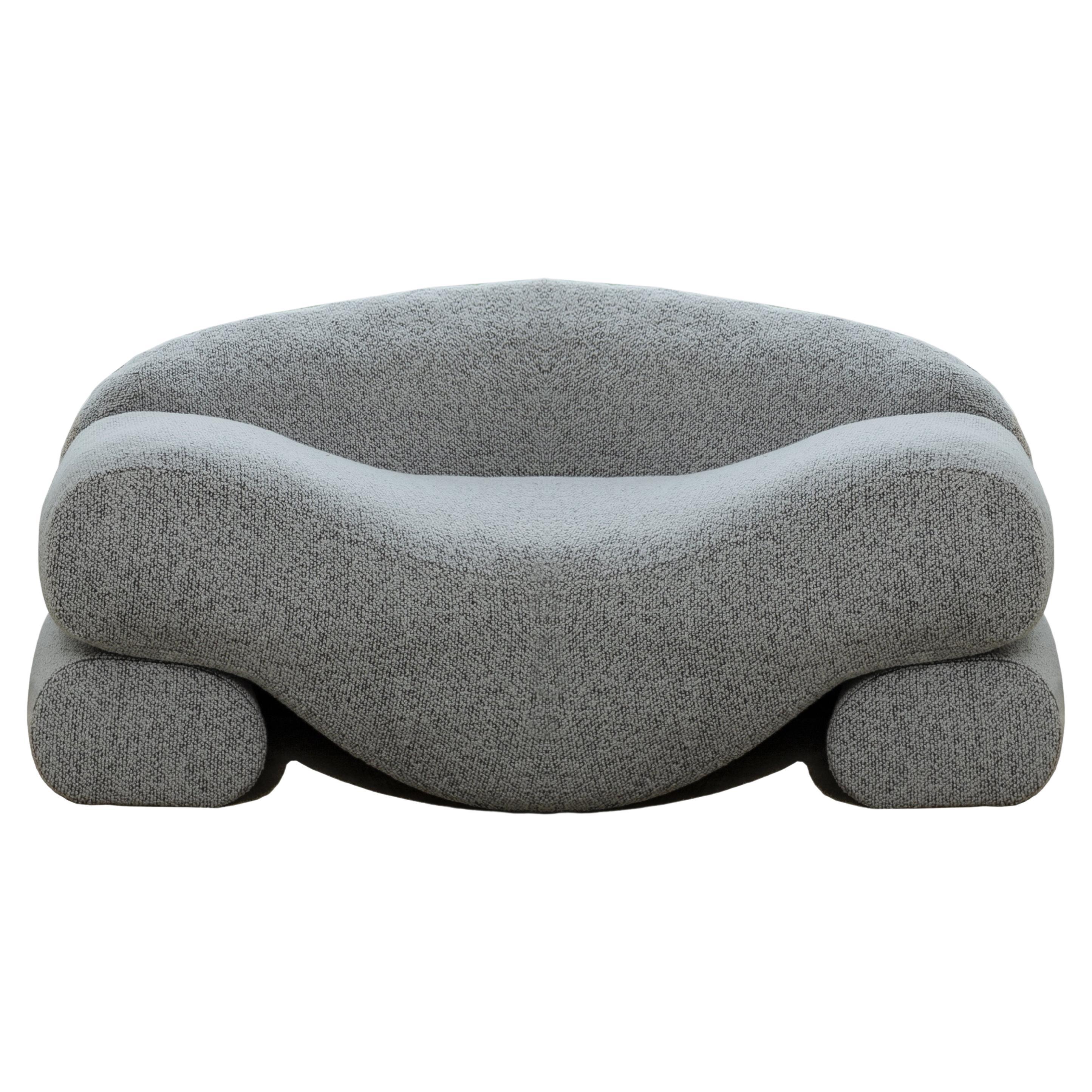 Contemporary all-natural Ergonomic Beanbag Lounger with organic foam and lentisl For Sale