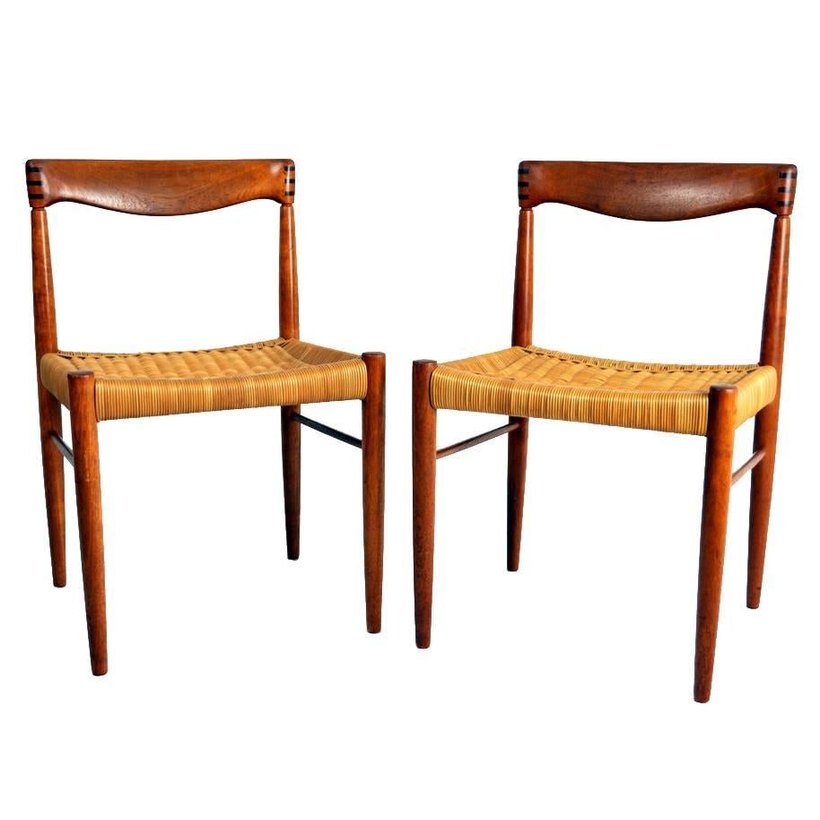 Vintage design.
These rosewood chairs with Classic rattan seats are in their original condition. They were designed by H.W. Klein for Bramin.