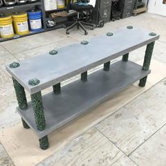 Console faite à la main en aventurine vert foncé et ciment gris coulé, par Samuel Amoia