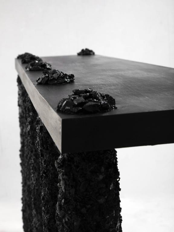 Hand Made Console of Black Tourmaline of India and Black Cement, by Samuel Amoia For Sale 1