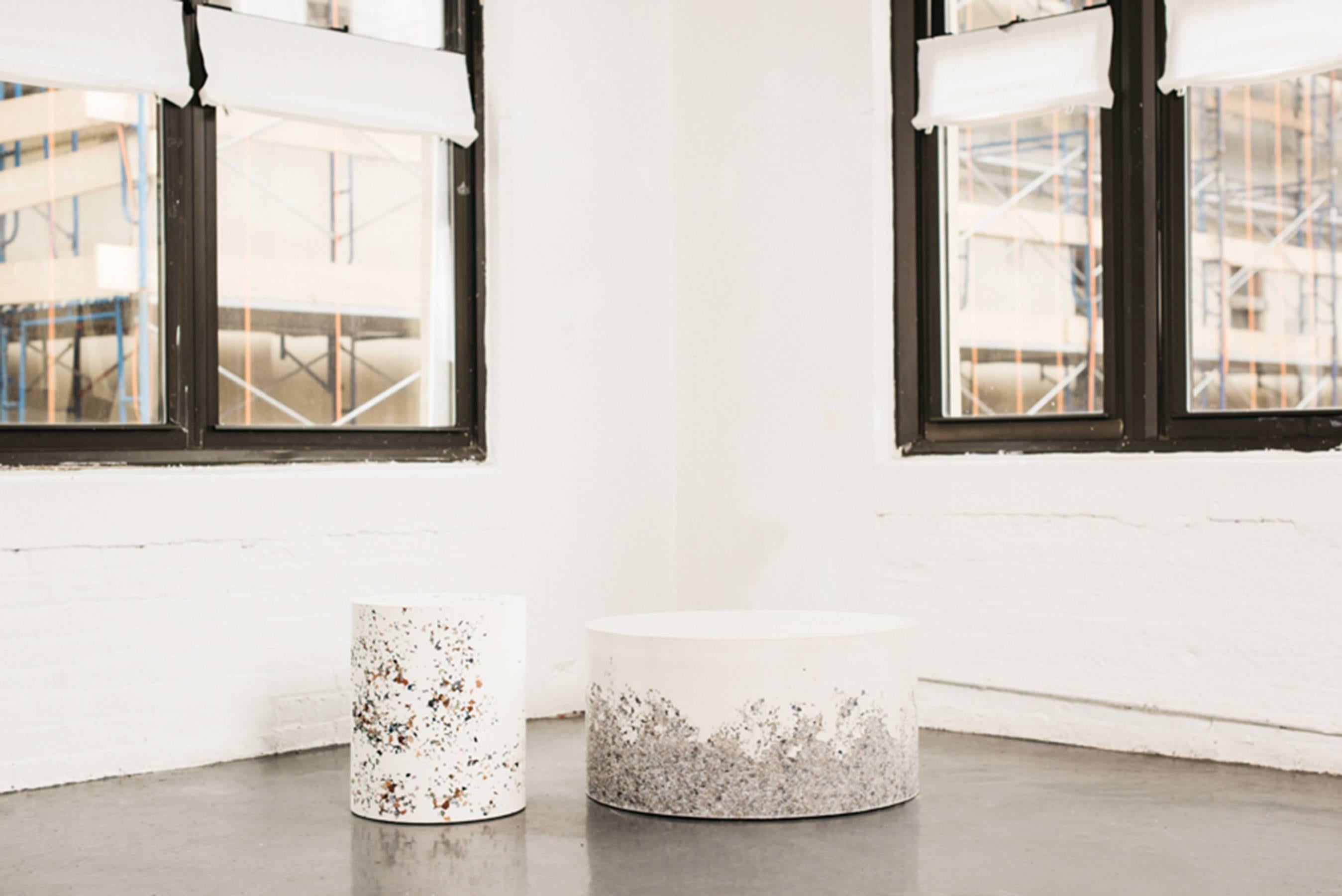 Hand Made Grey Agate and White Plaster Drum, Side Table by Samuel Amoia For Sale 2