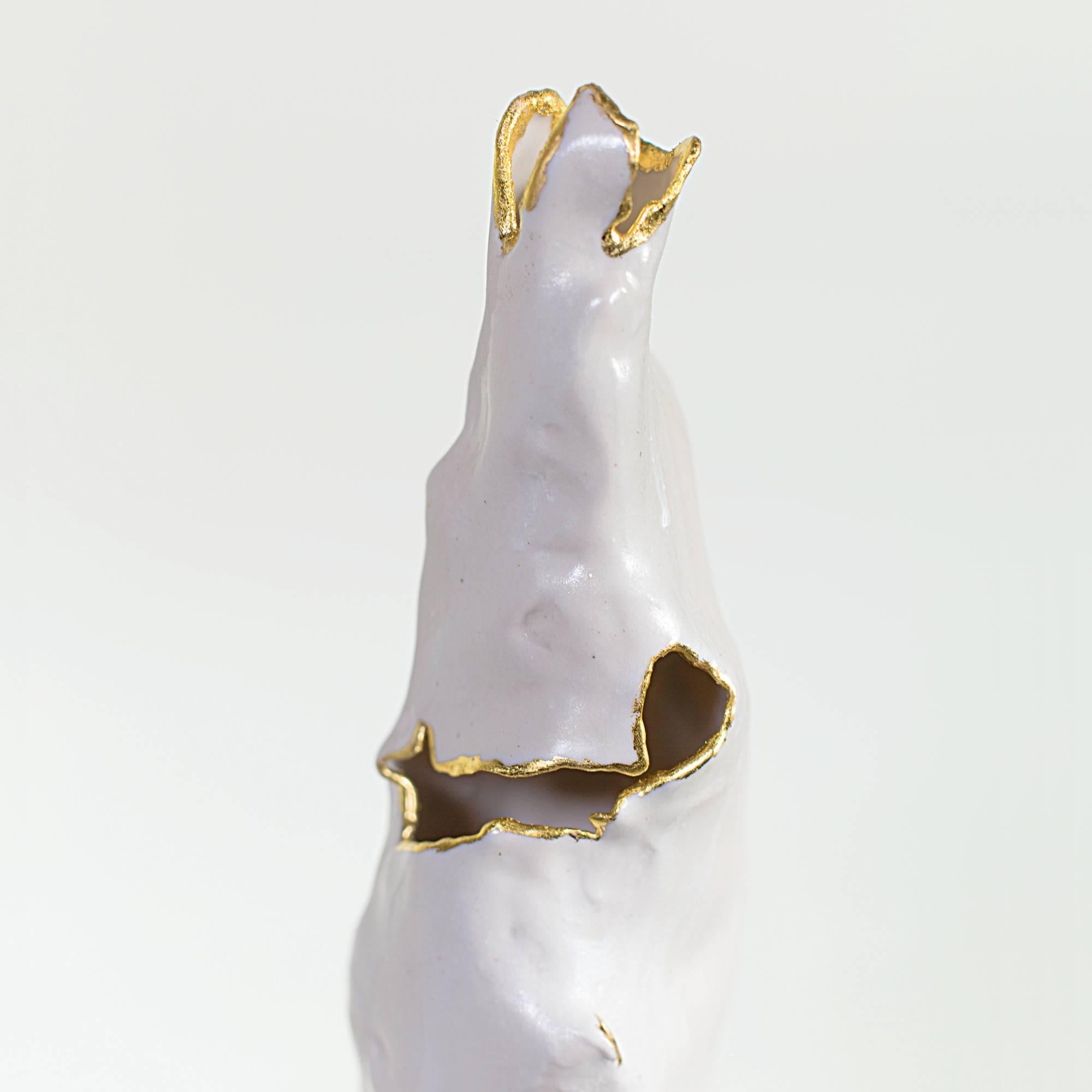 American Dawn English Porcelain Vase with 23-Karat Gold For Sale
