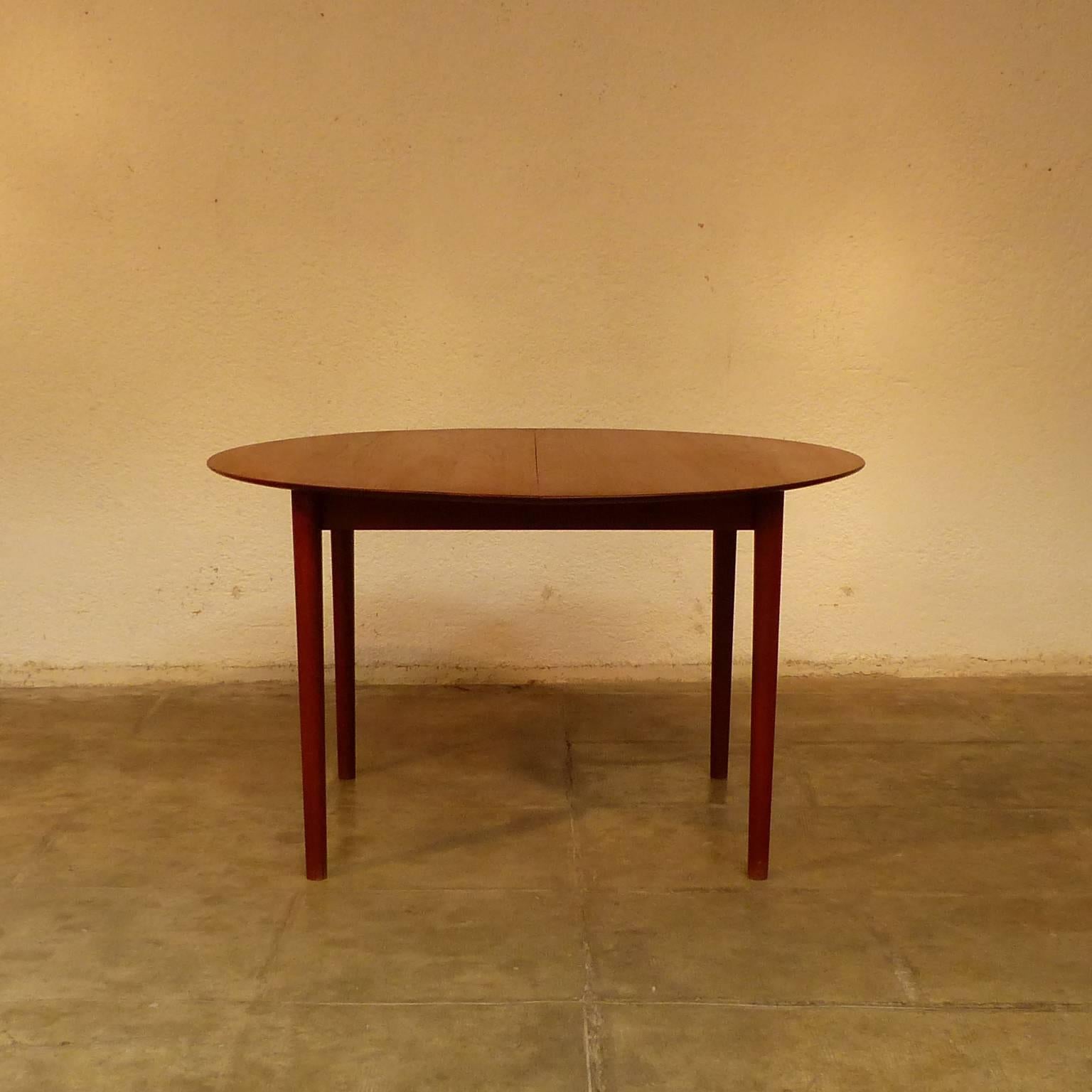 Scandinavian Modern Peter Hvidt Table and Chairs