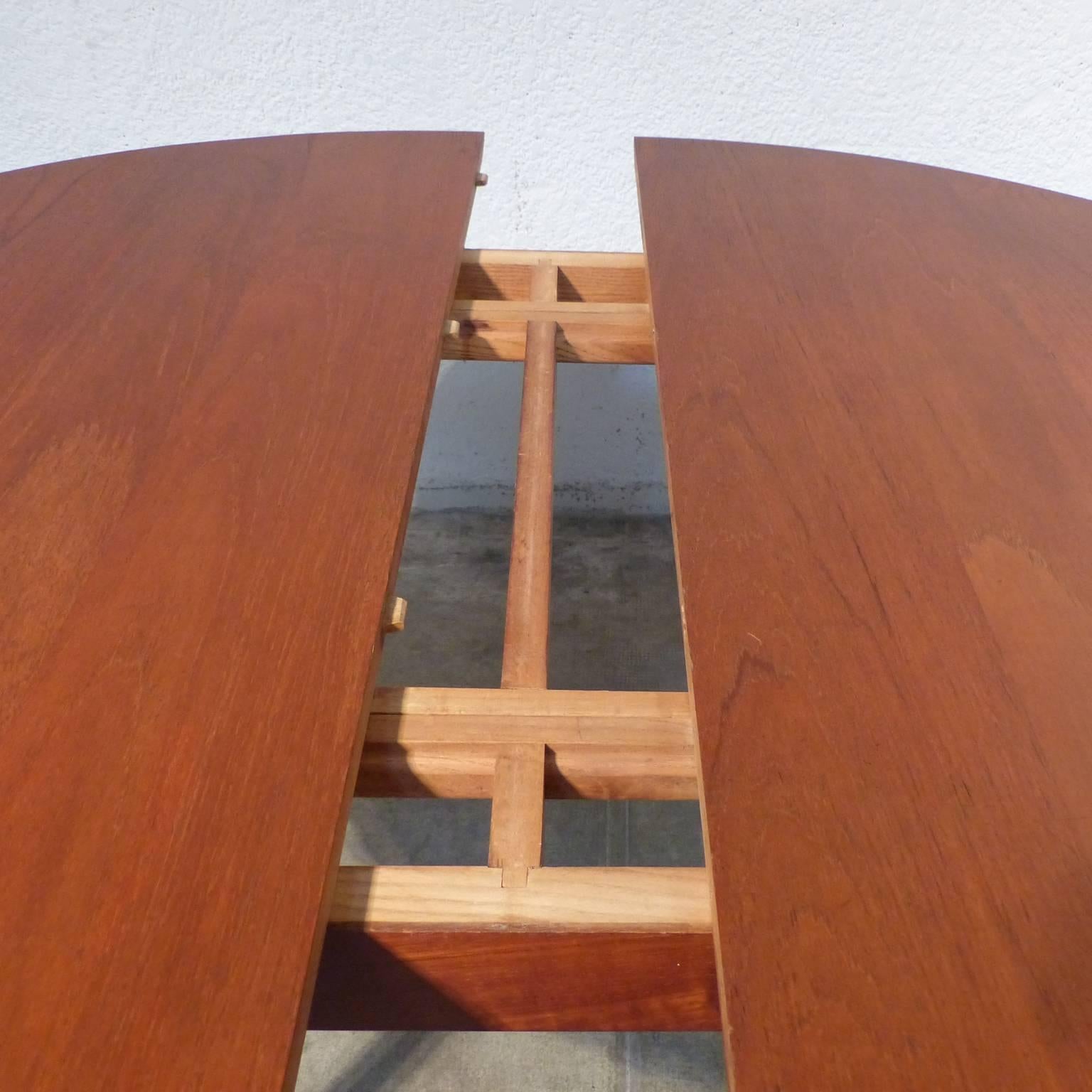 Peter Hvidt Table and Chairs 2