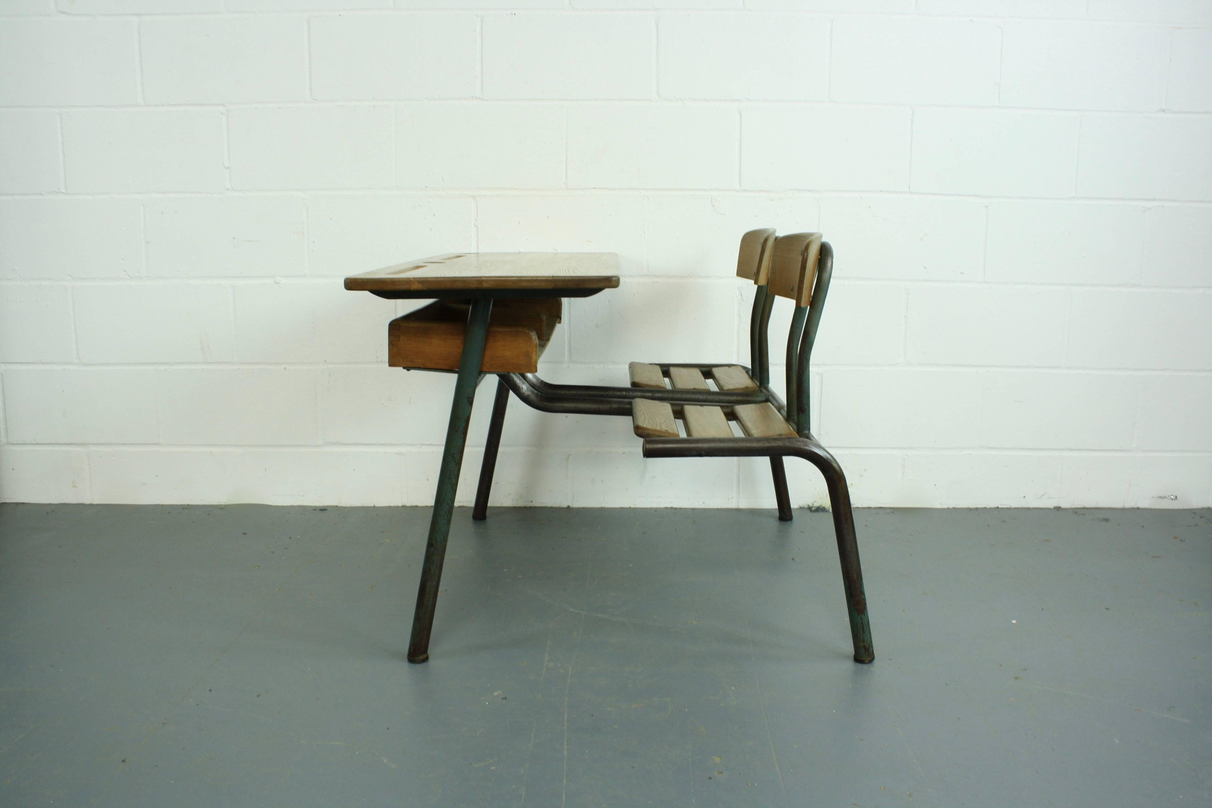 Vintage Early to Mid-20th Century French Child's Double Desk and Chair Set For Sale 4