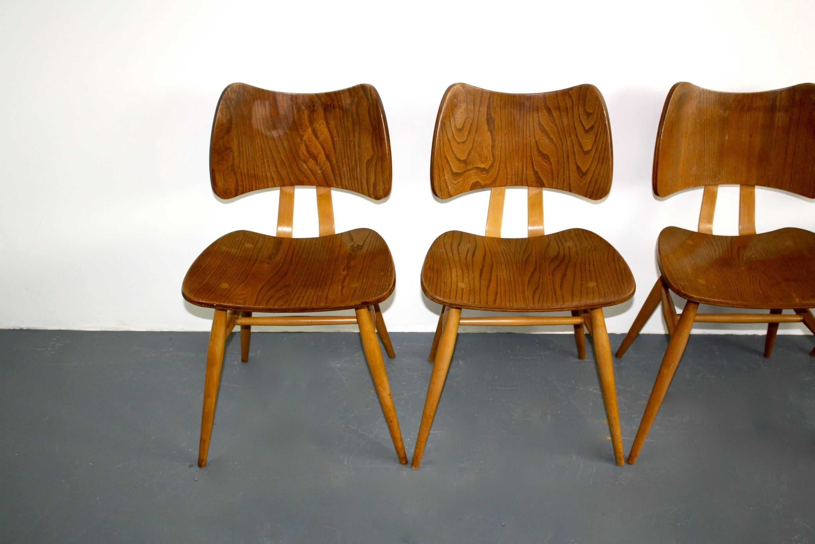 English Set of Four Vintage Midcentury Ercol Butterfly Chairs